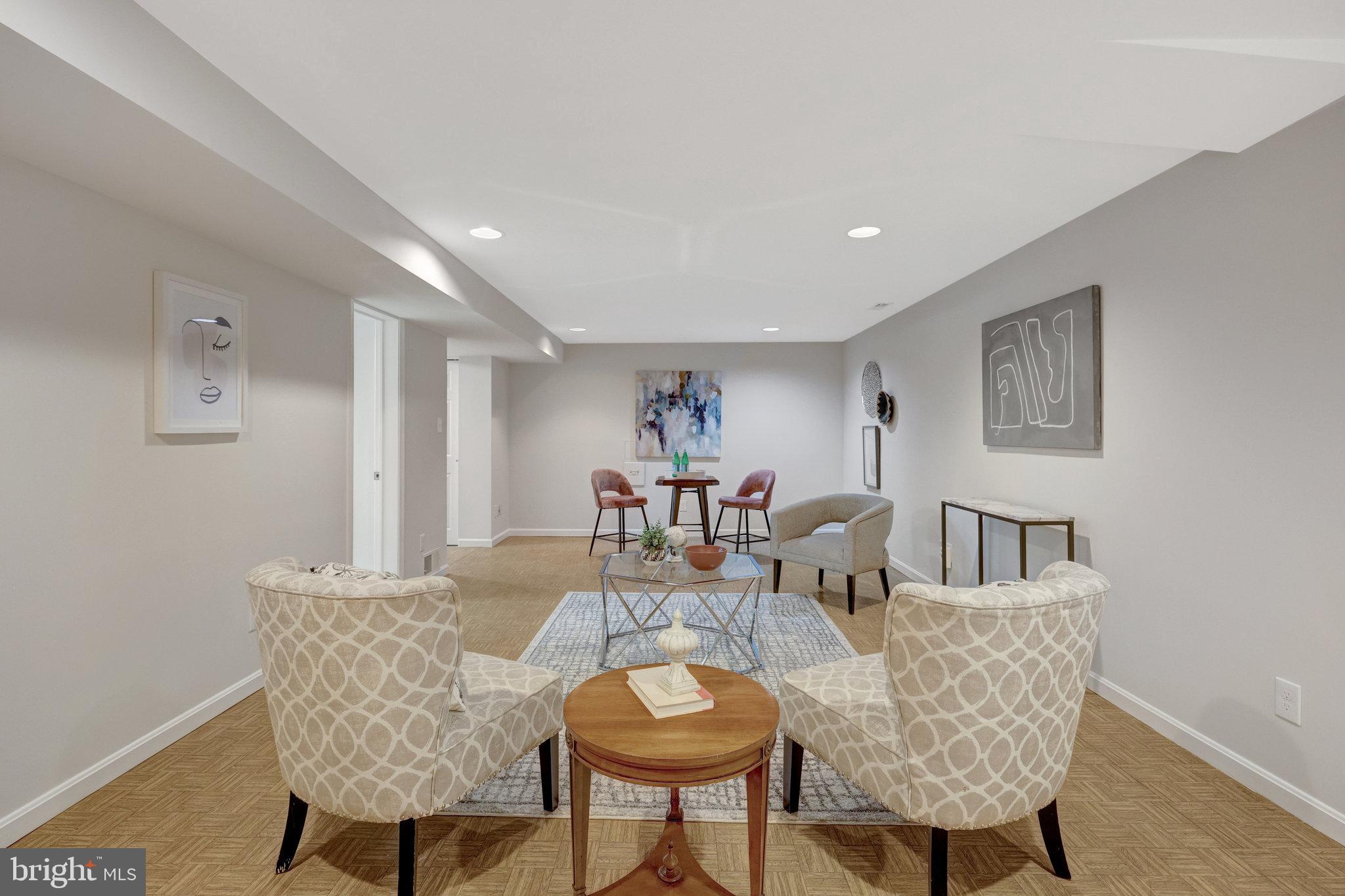 MANTUA - Residential