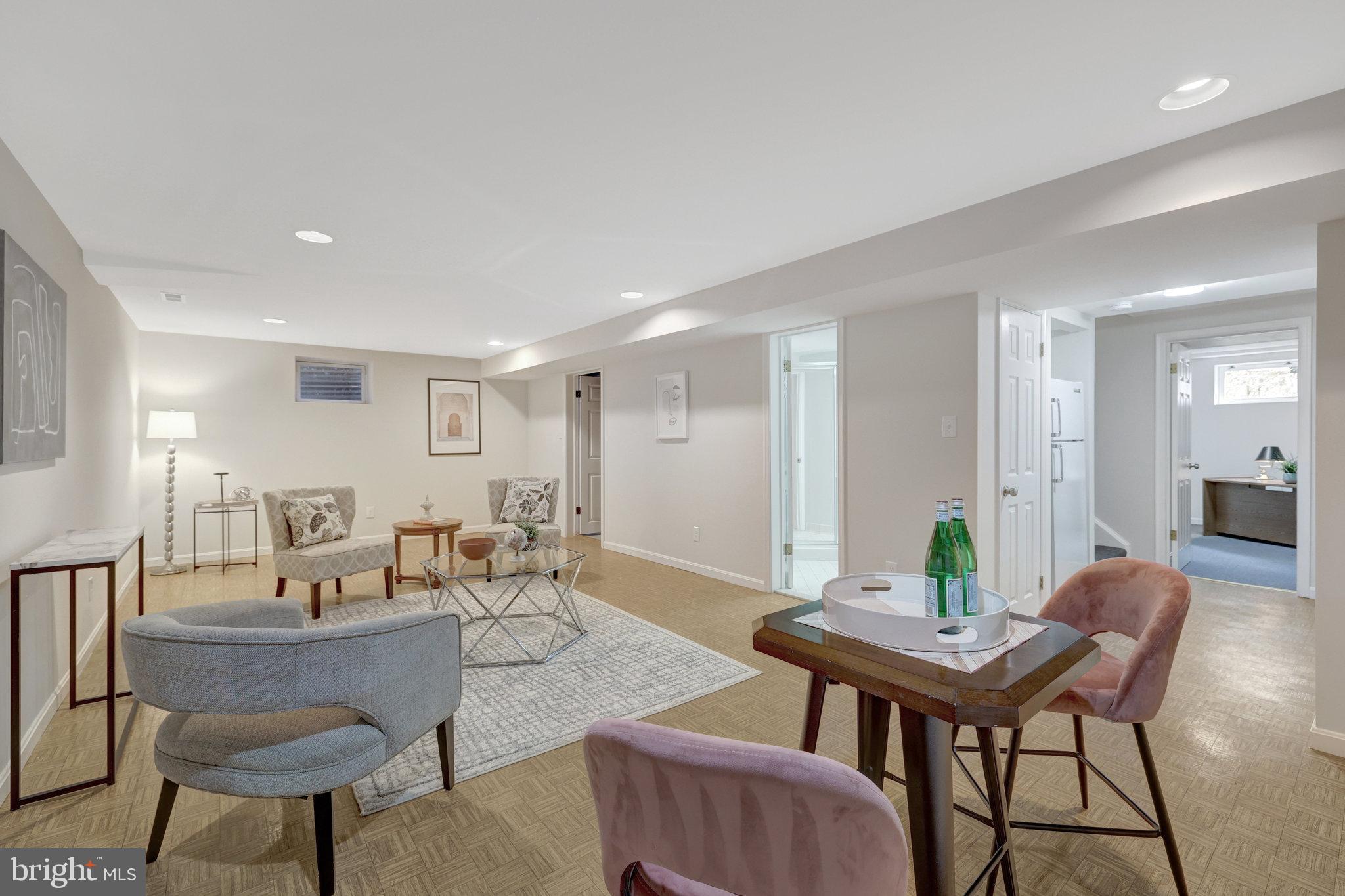 MANTUA - Residential