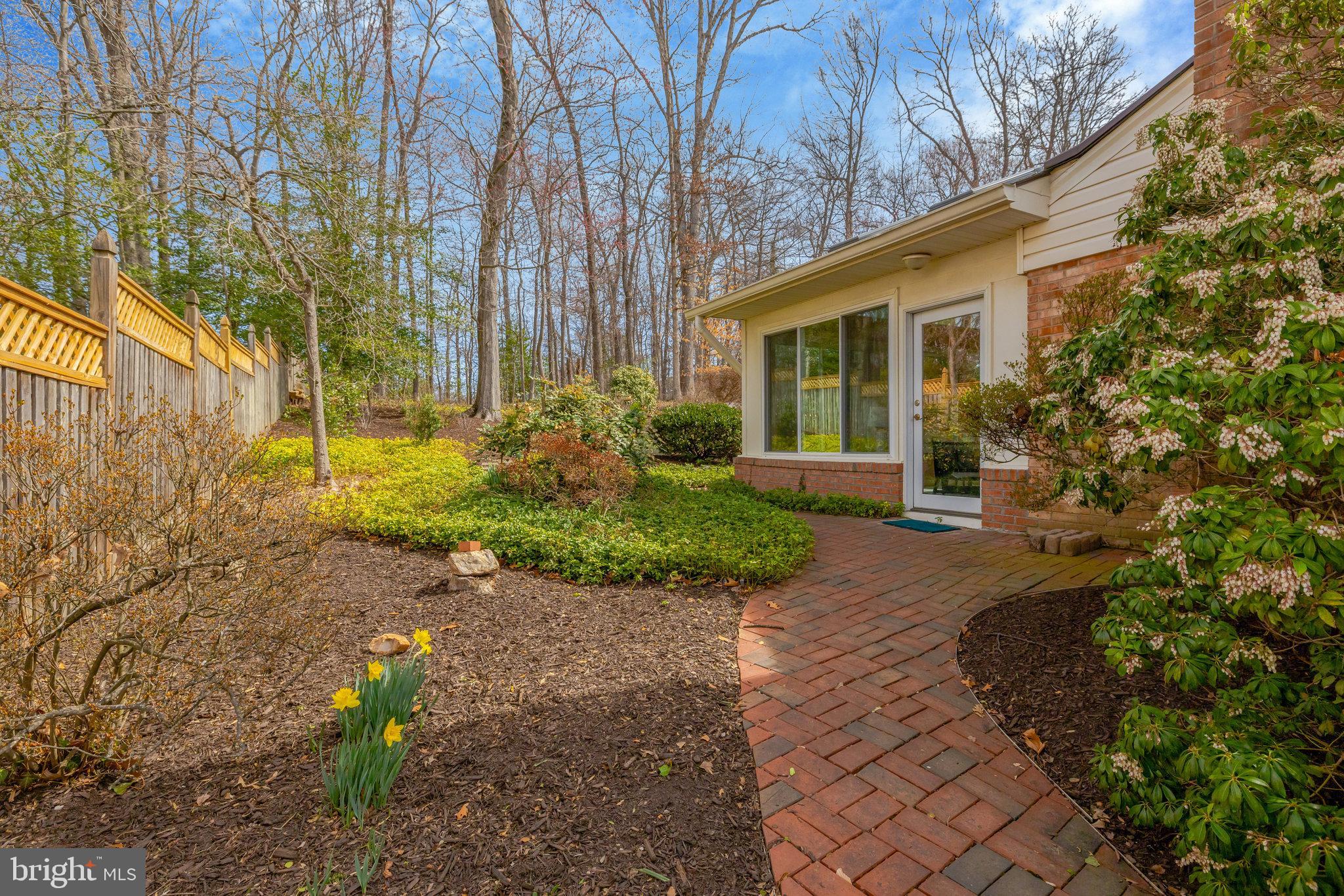 MANTUA - Residential