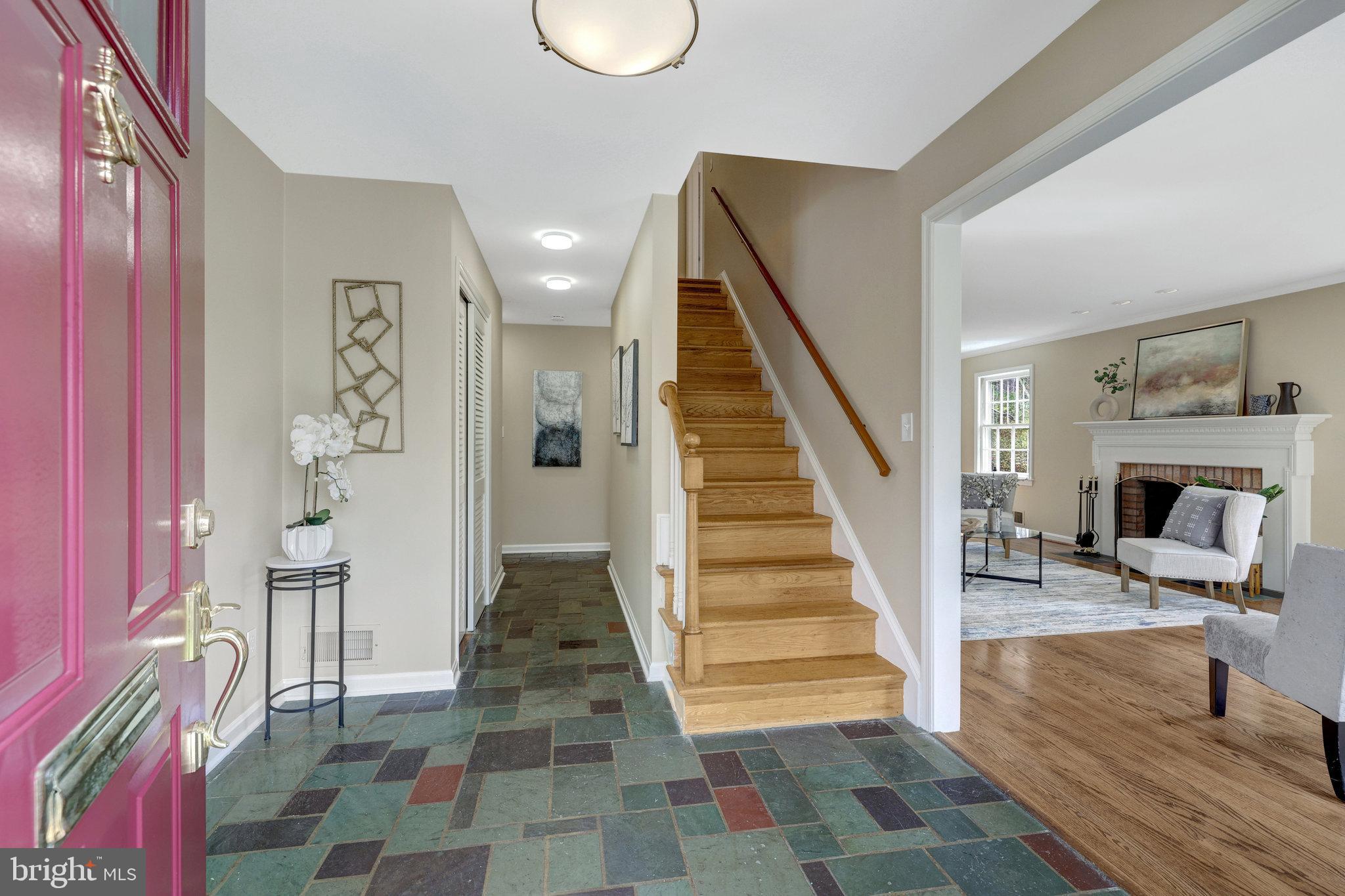 MANTUA - Residential