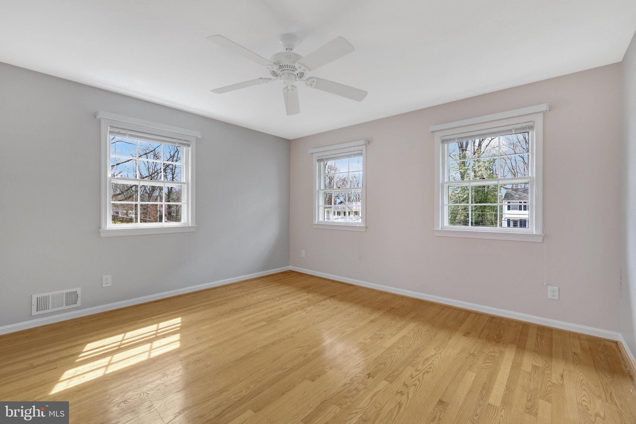 MANTUA - Residential