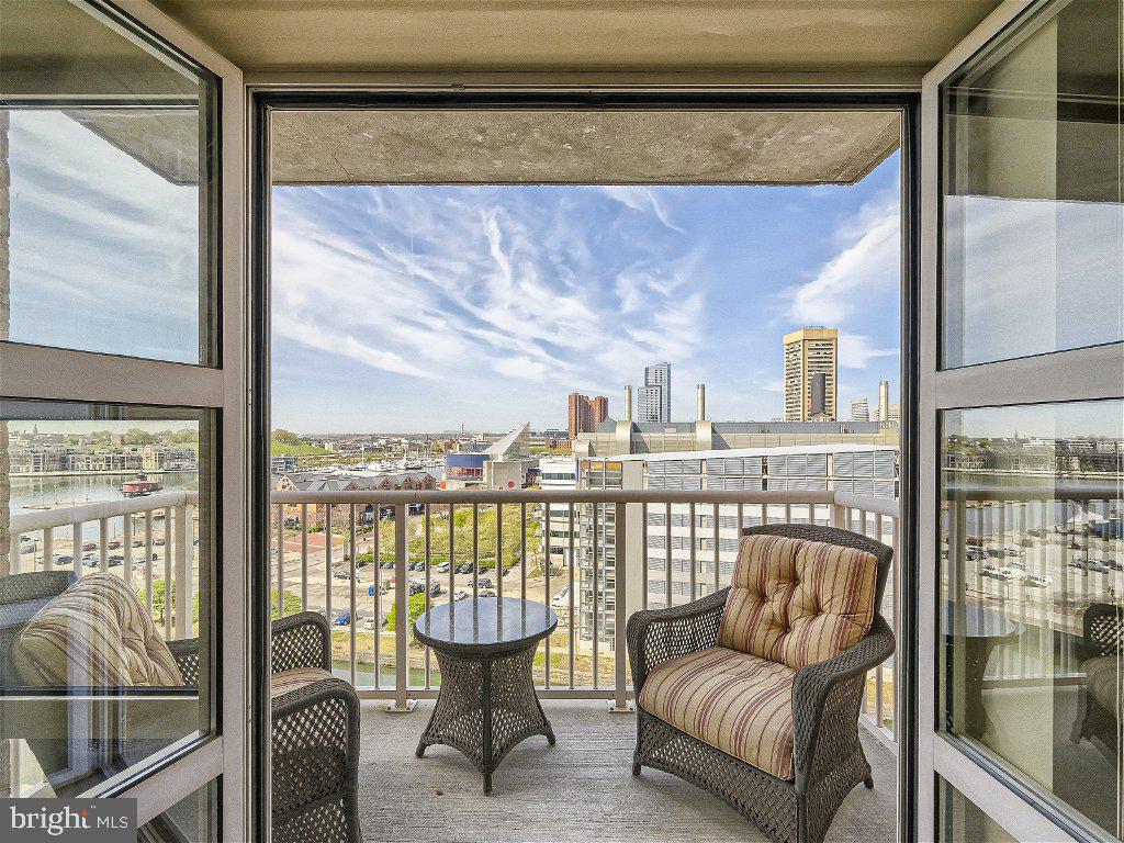 250 PRESIDENT STREET 806