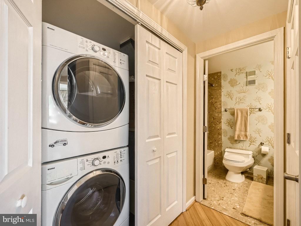 HARBOR EAST - Residential