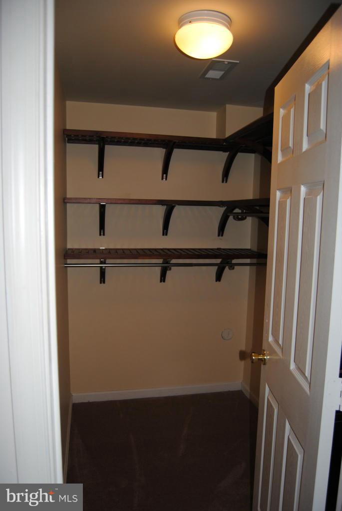 STONE RIVER - Residential