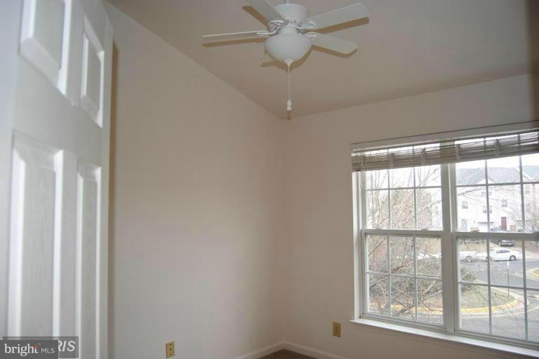 STONE RIVER - Residential