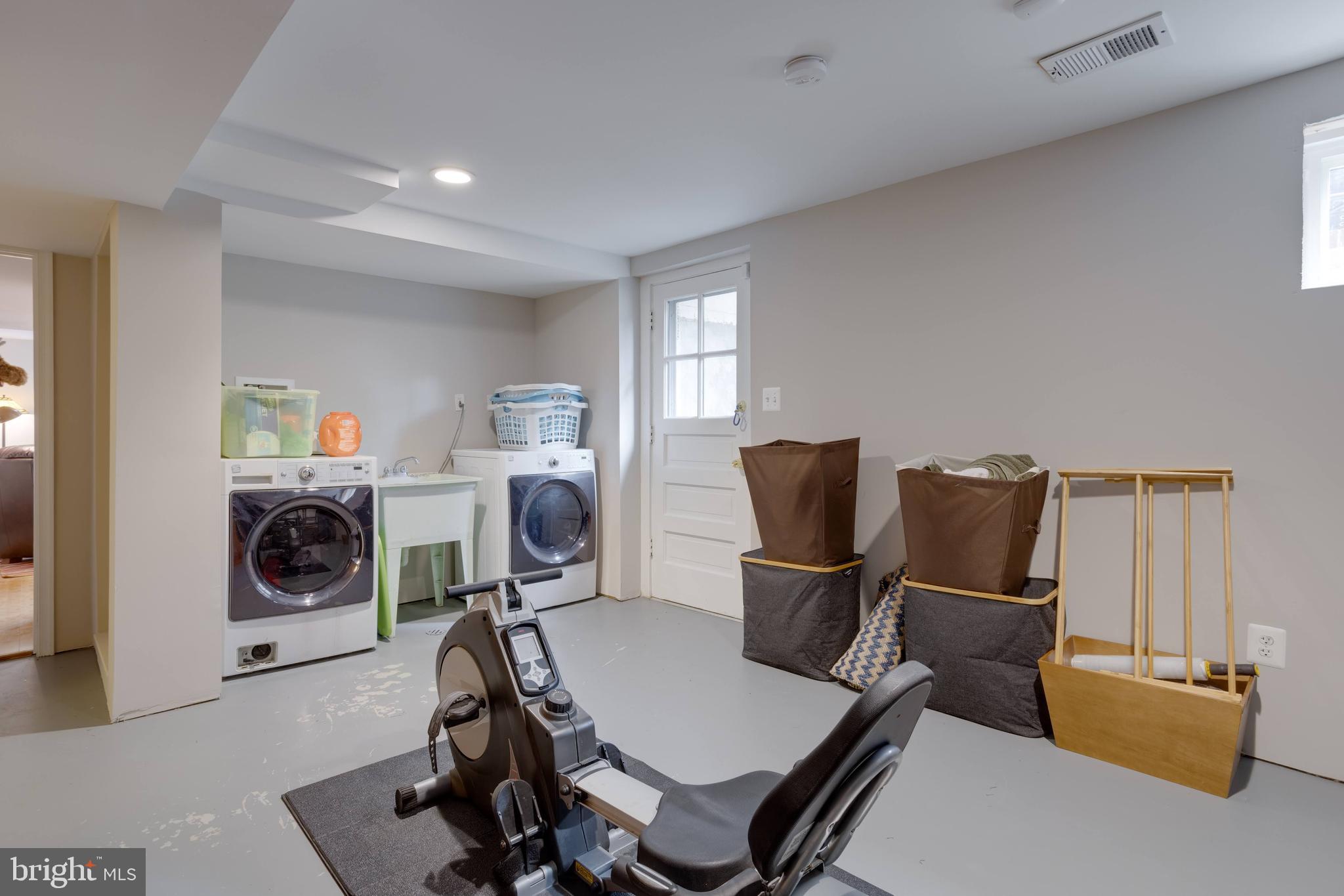 RAVENSWORTH - Residential