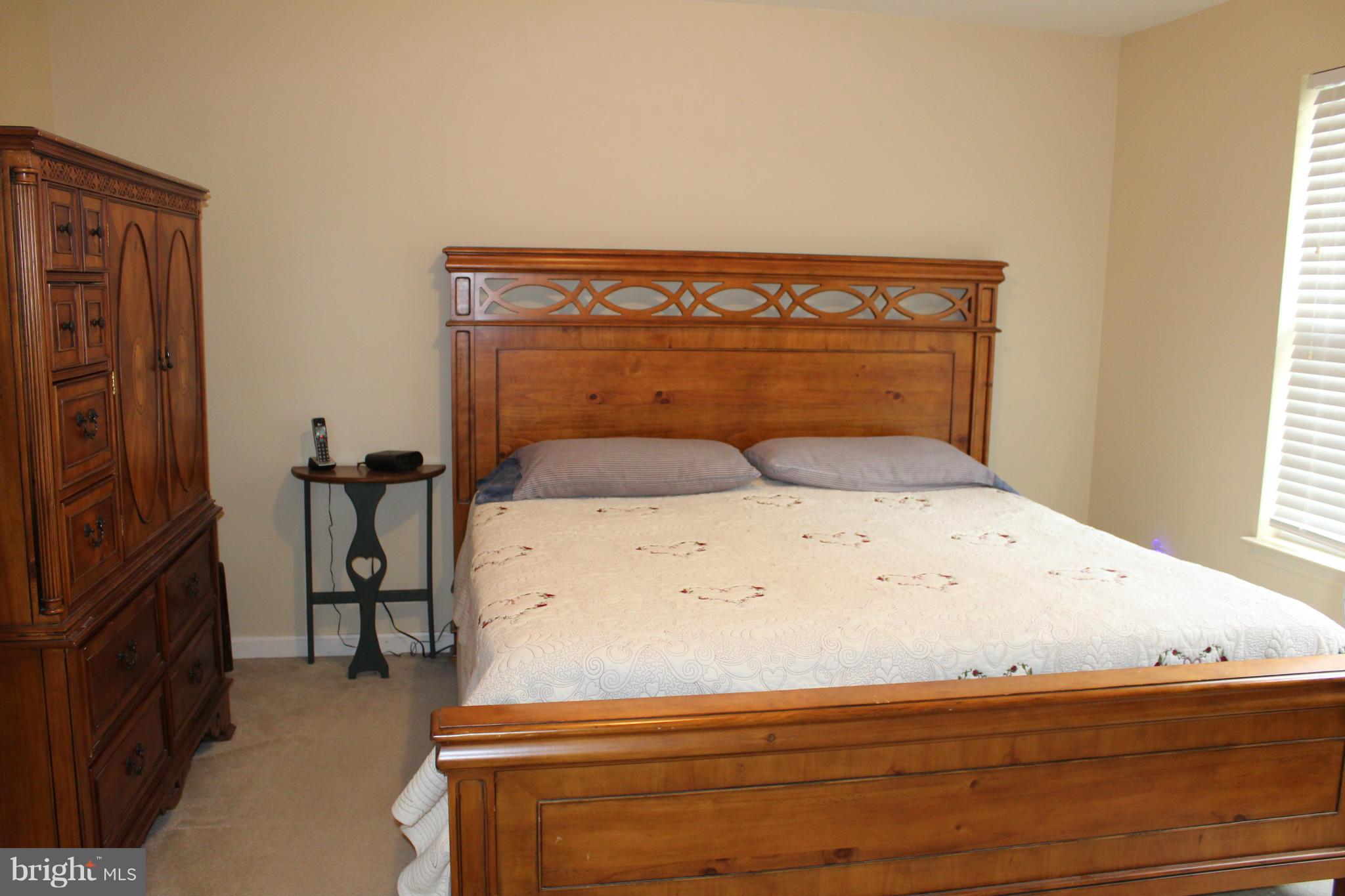 SOUTH OAKS - Residential Lease