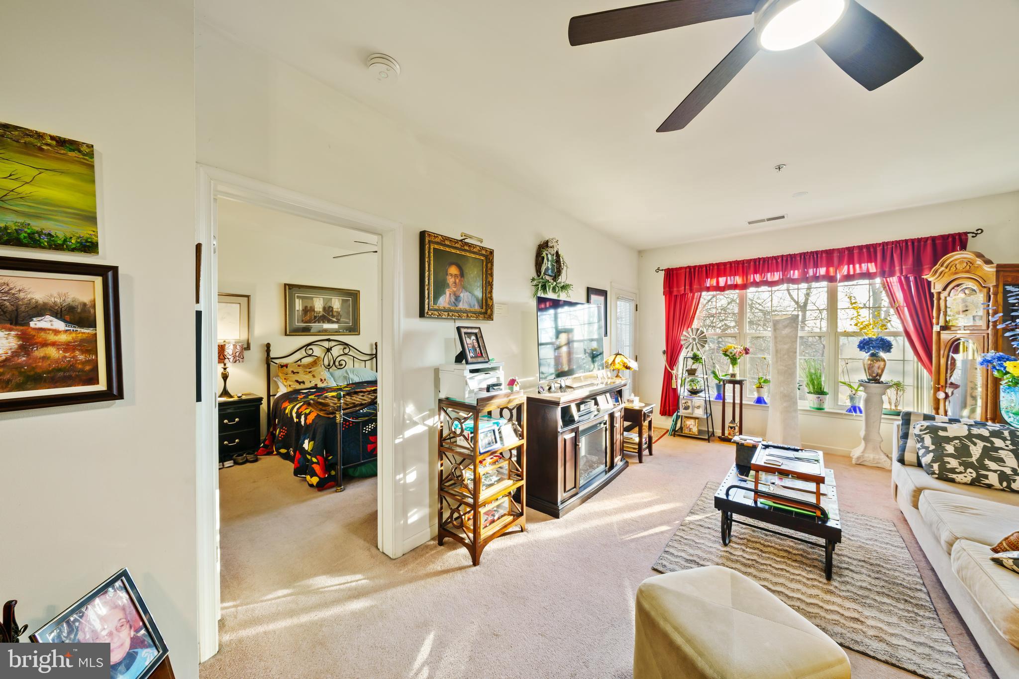 THE HOLLOW AT FOX VA - Residential