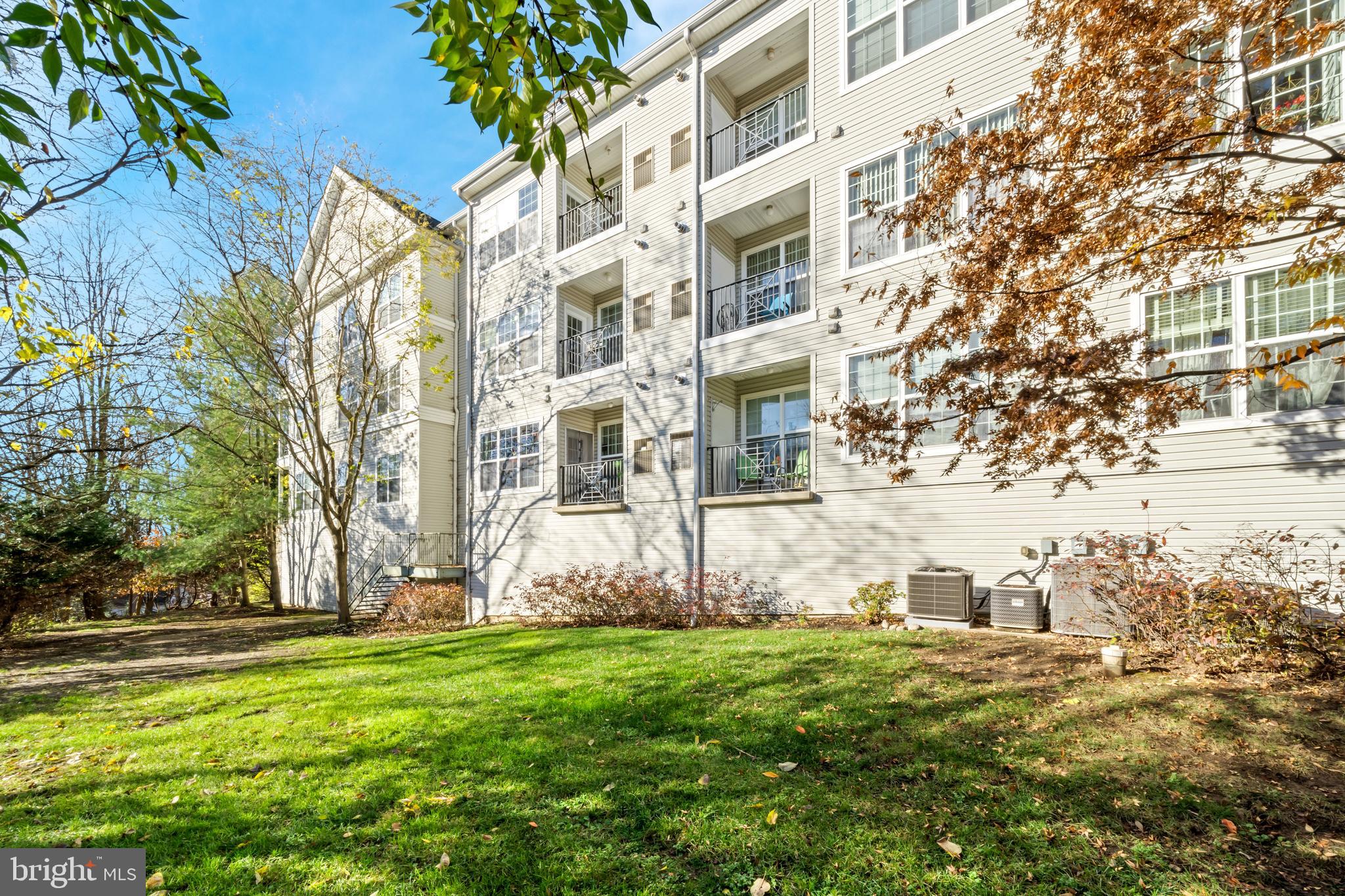 THE HOLLOW AT FOX VA - Residential