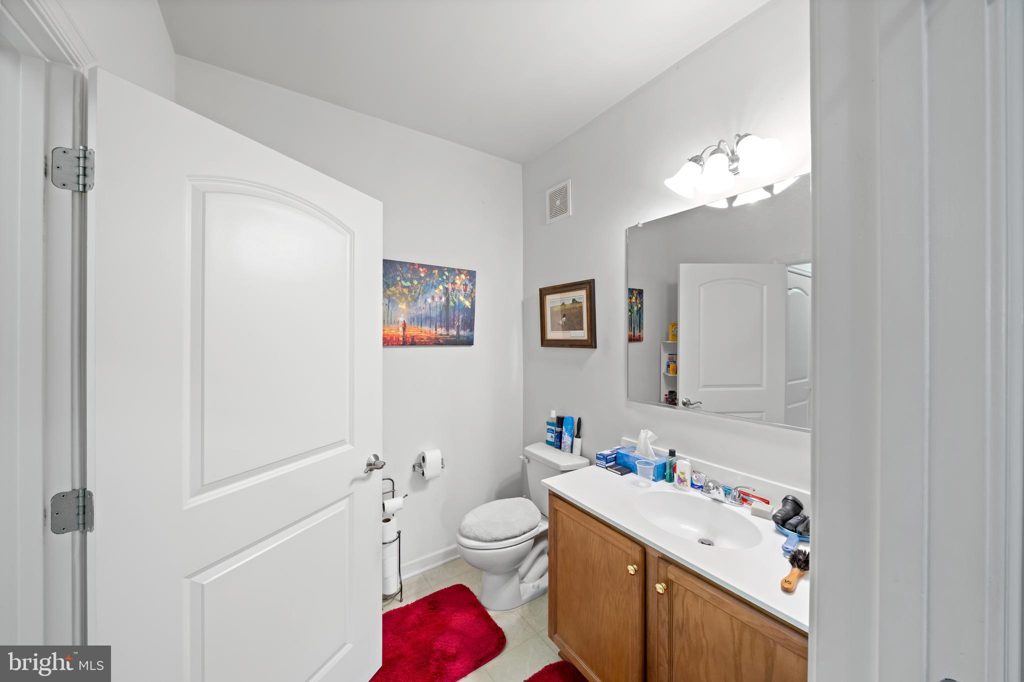 THE HOLLOW AT FOX VA - Residential