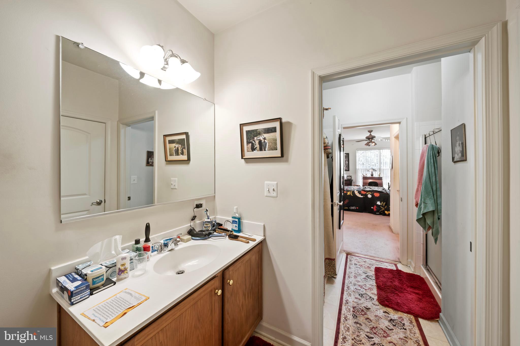 THE HOLLOW AT FOX VA - Residential