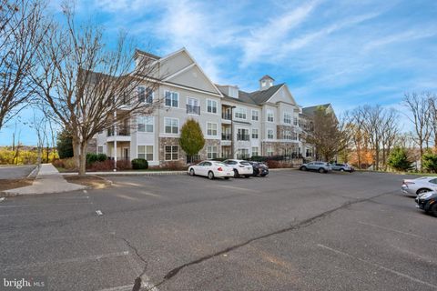 Condo For Sale - 6107 Lydia Hollow Drive<br/> GLEN MILLS, PA 19342