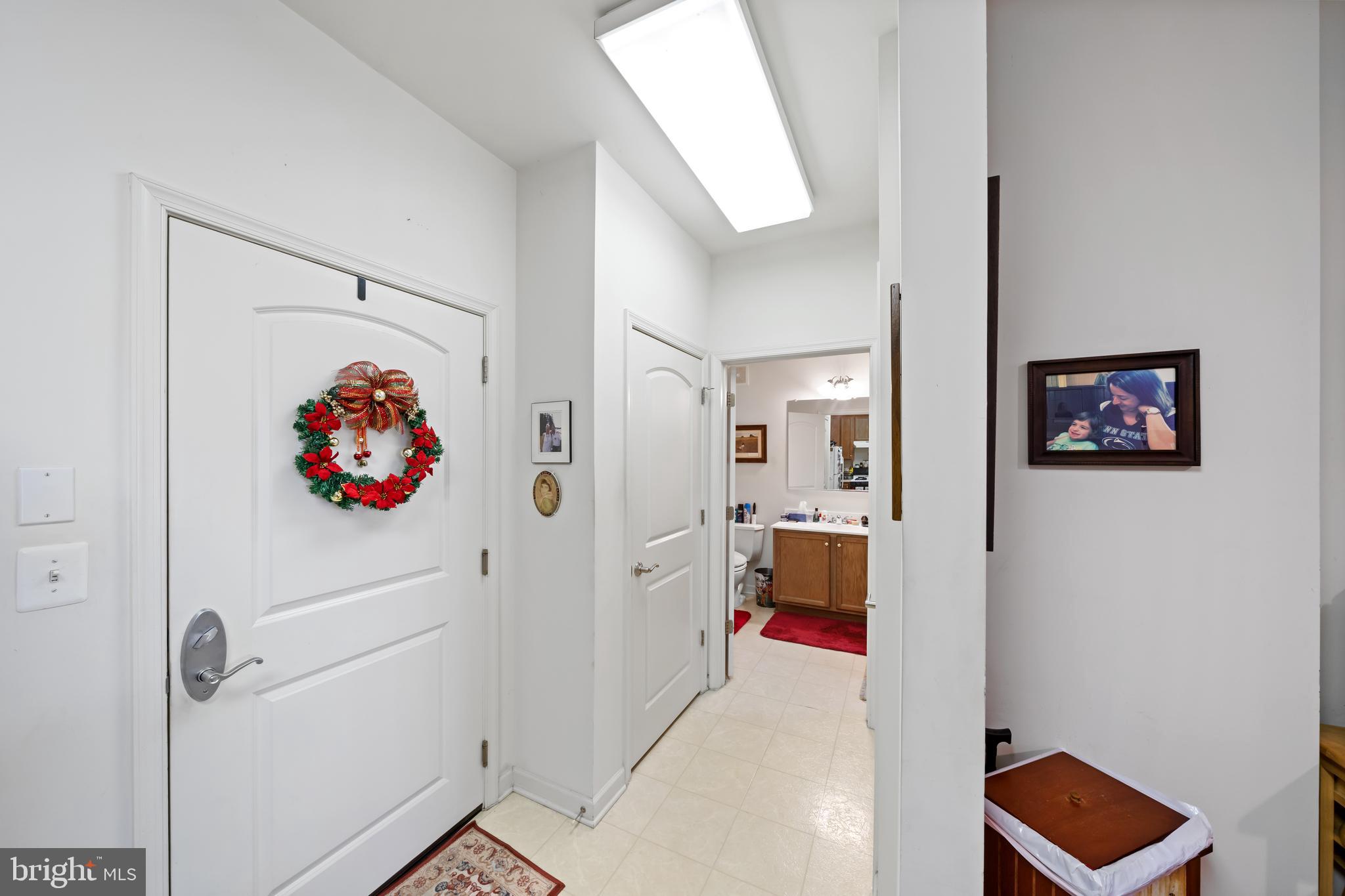 THE HOLLOW AT FOX VA - Residential