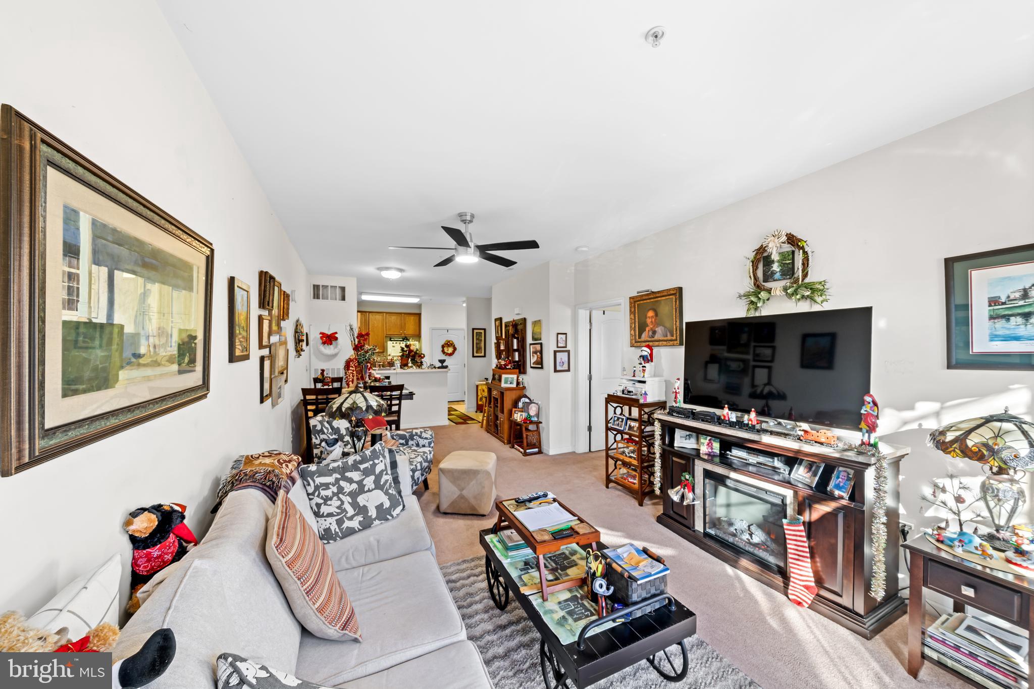 THE HOLLOW AT FOX VA - Residential