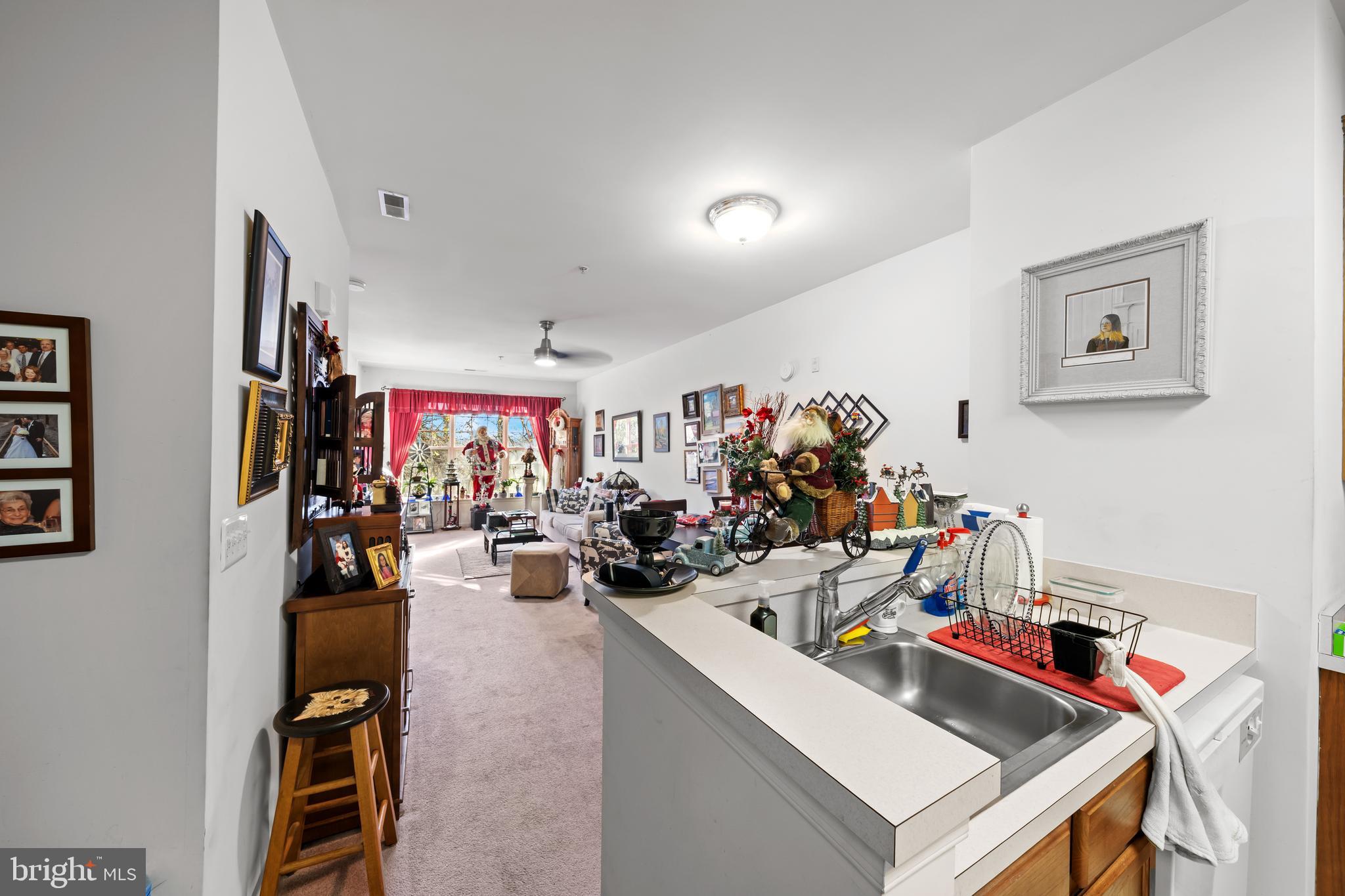 THE HOLLOW AT FOX VA - Residential