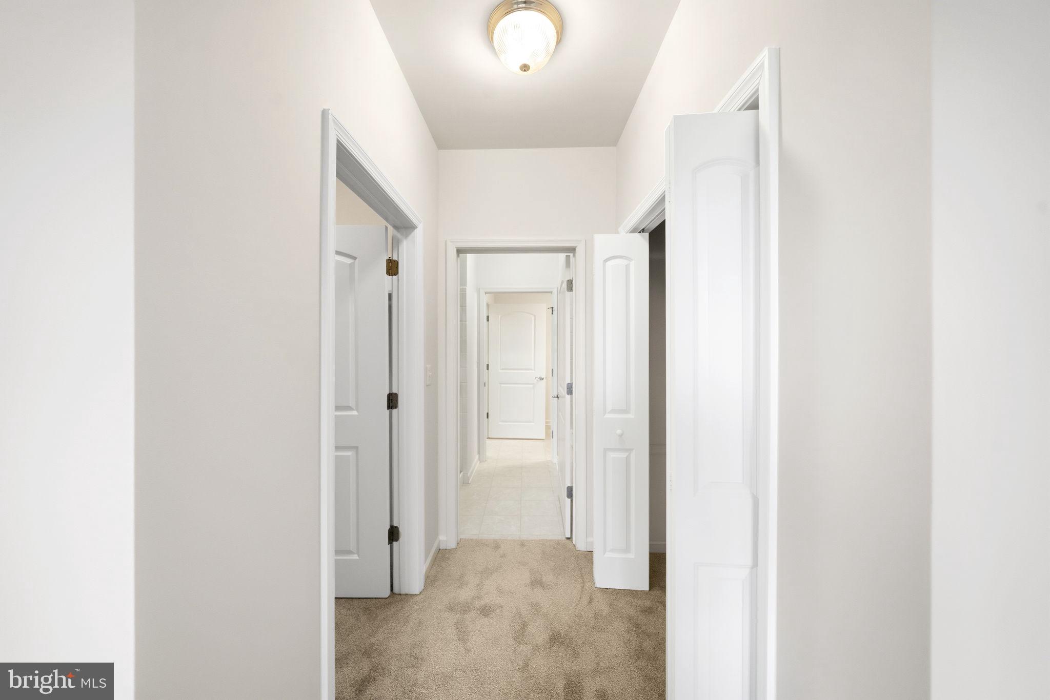 THE HOLLOW AT FOX VA - Residential