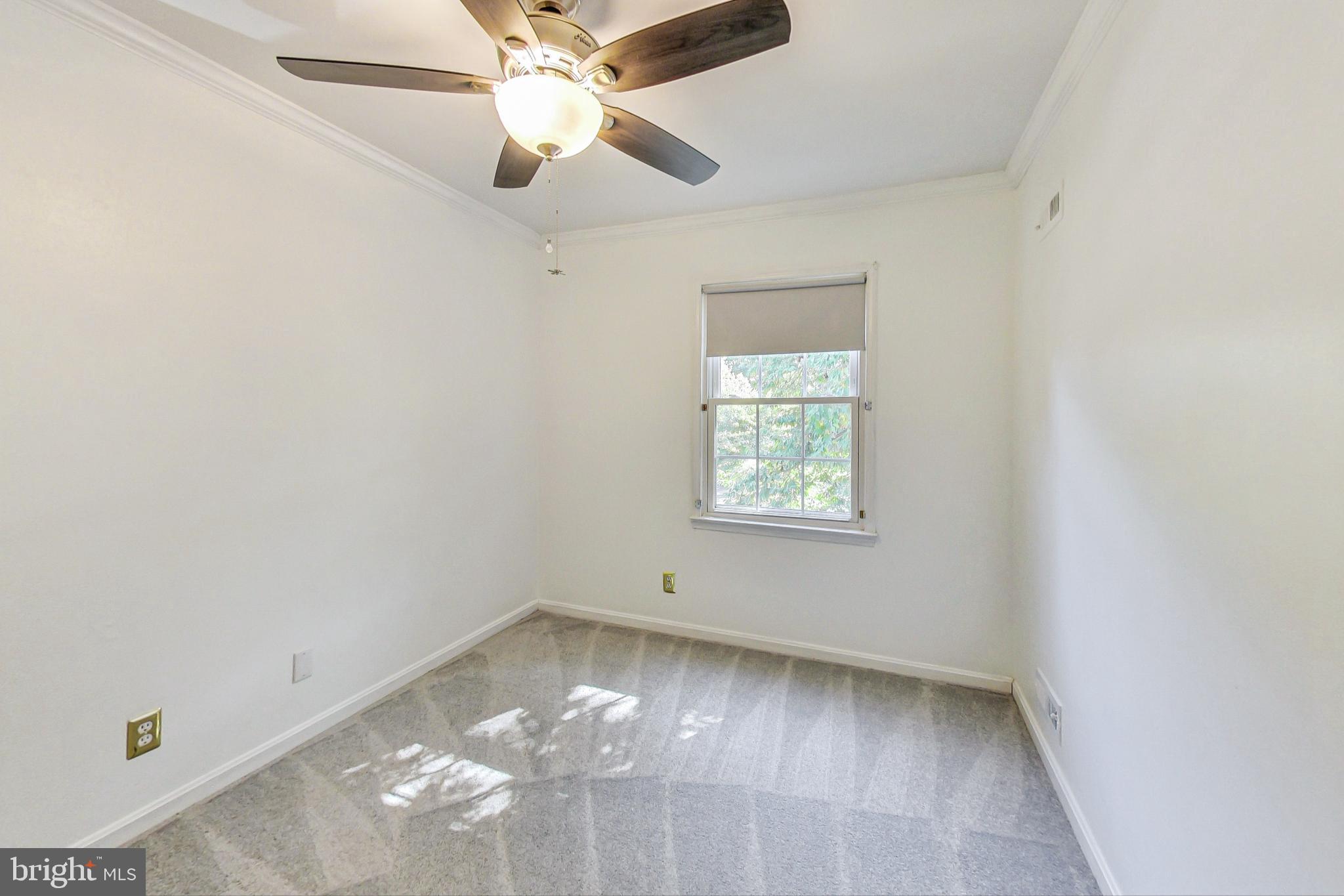 DIAMOND FARM - Residential Lease