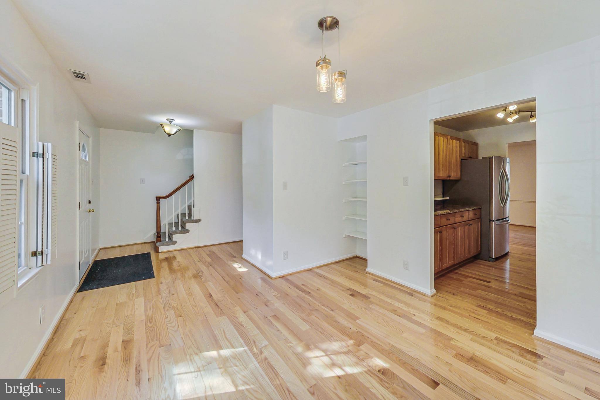 DIAMOND FARM - Residential Lease