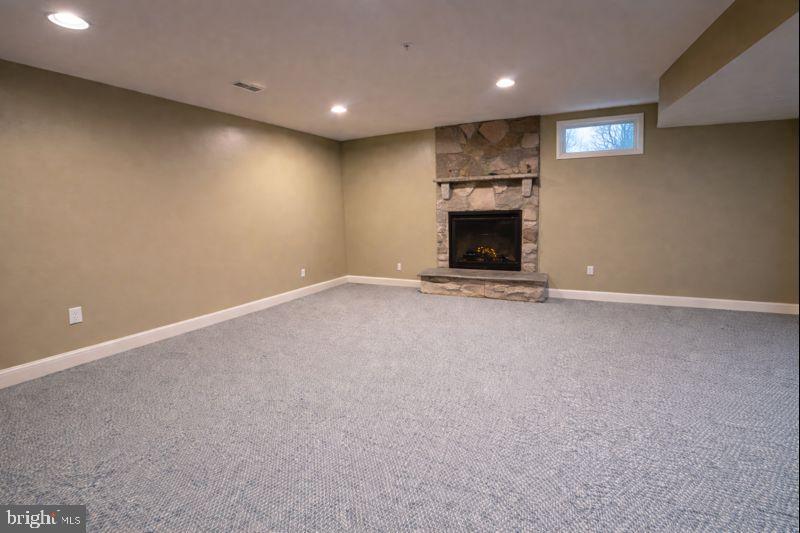 FAIRWOOD - Residential