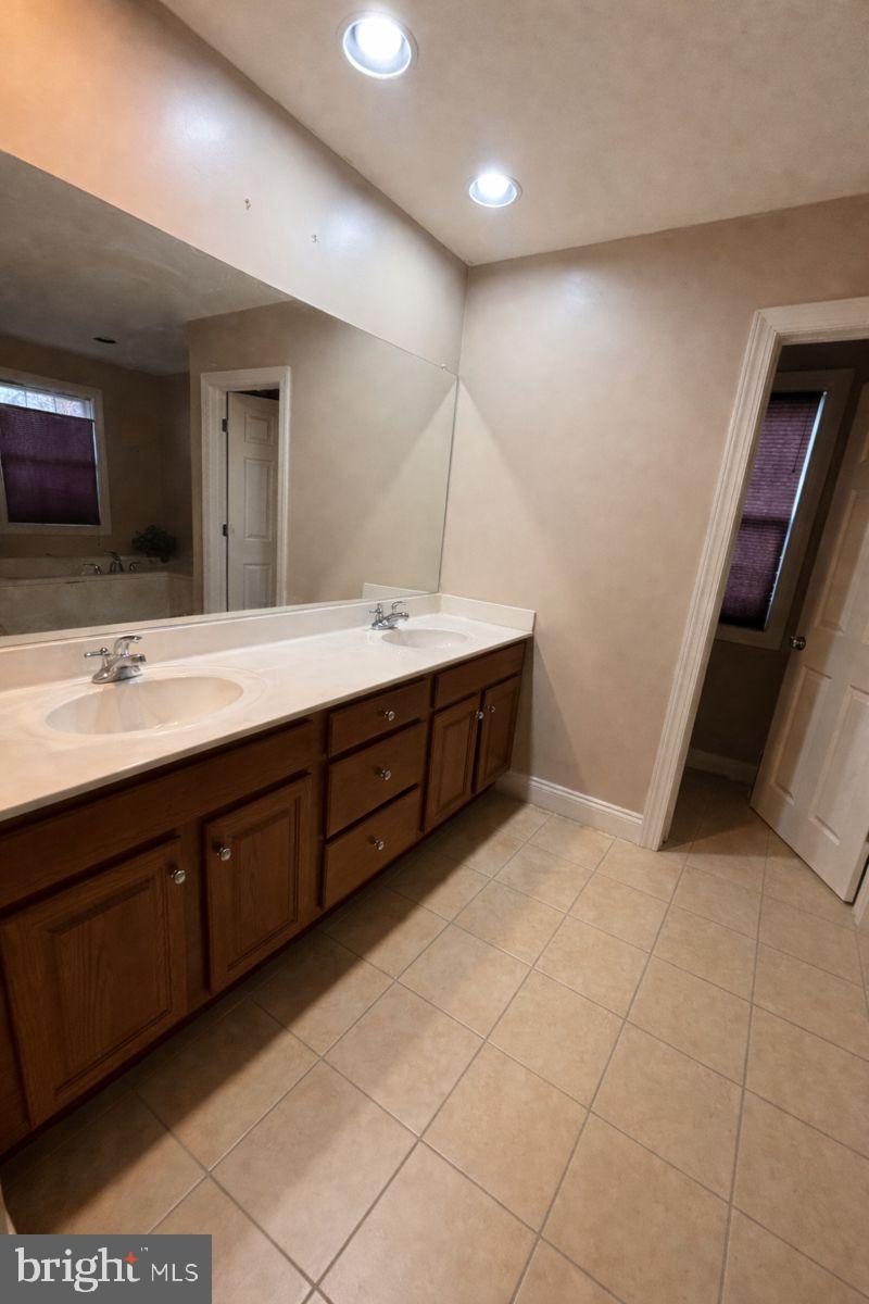 FAIRWOOD - Residential