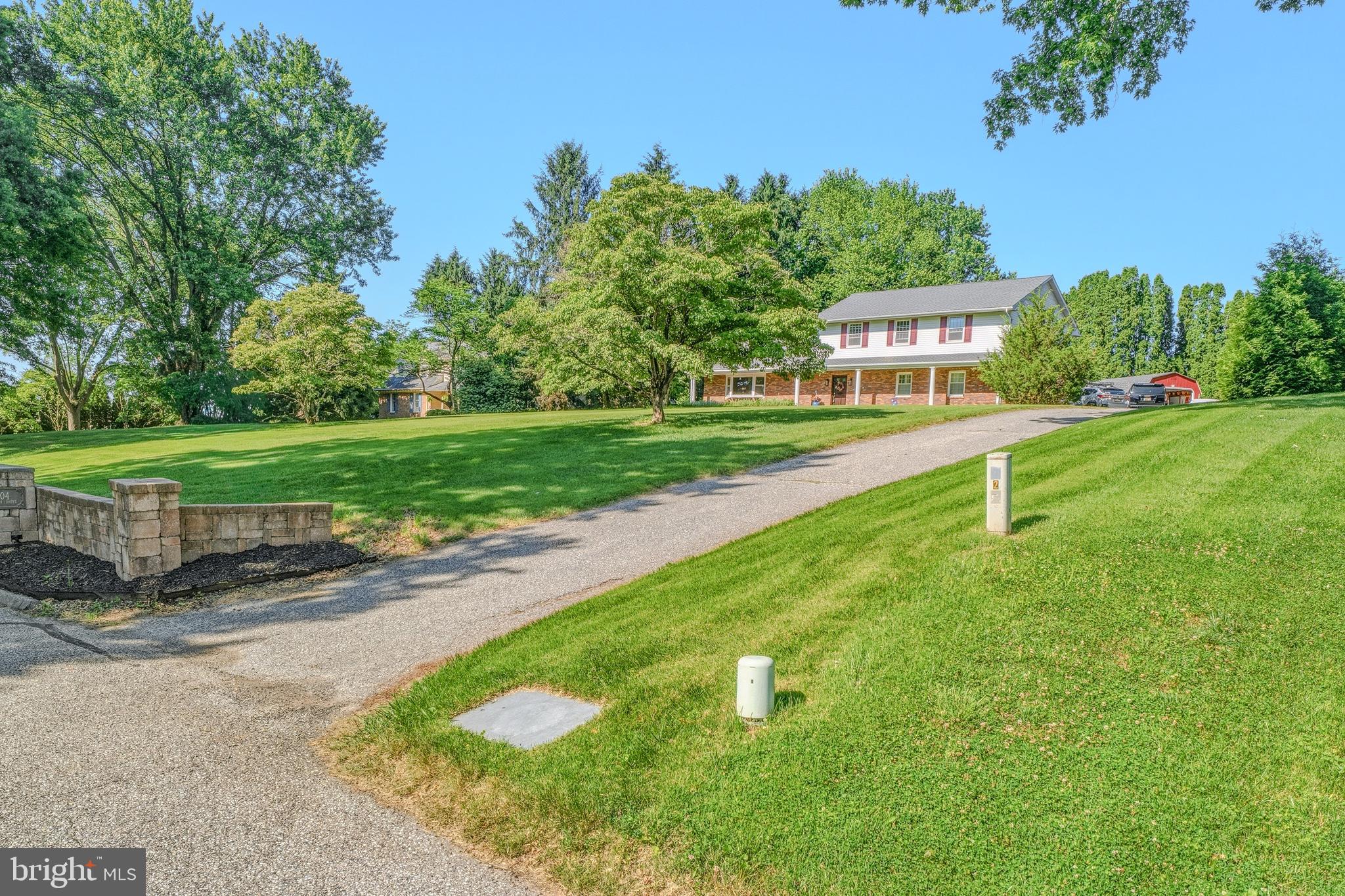 2504 BURGUNDY DRIVE