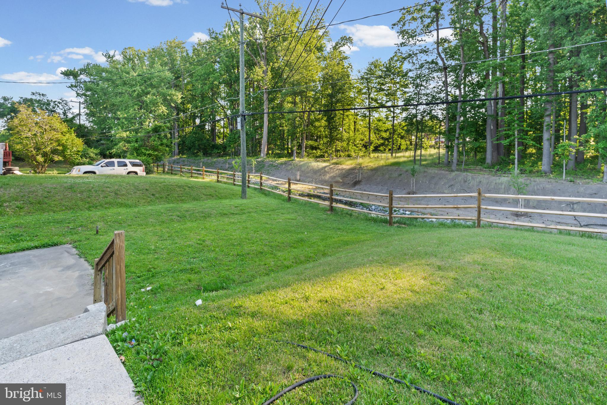 WINDSOR  MILL - Residential