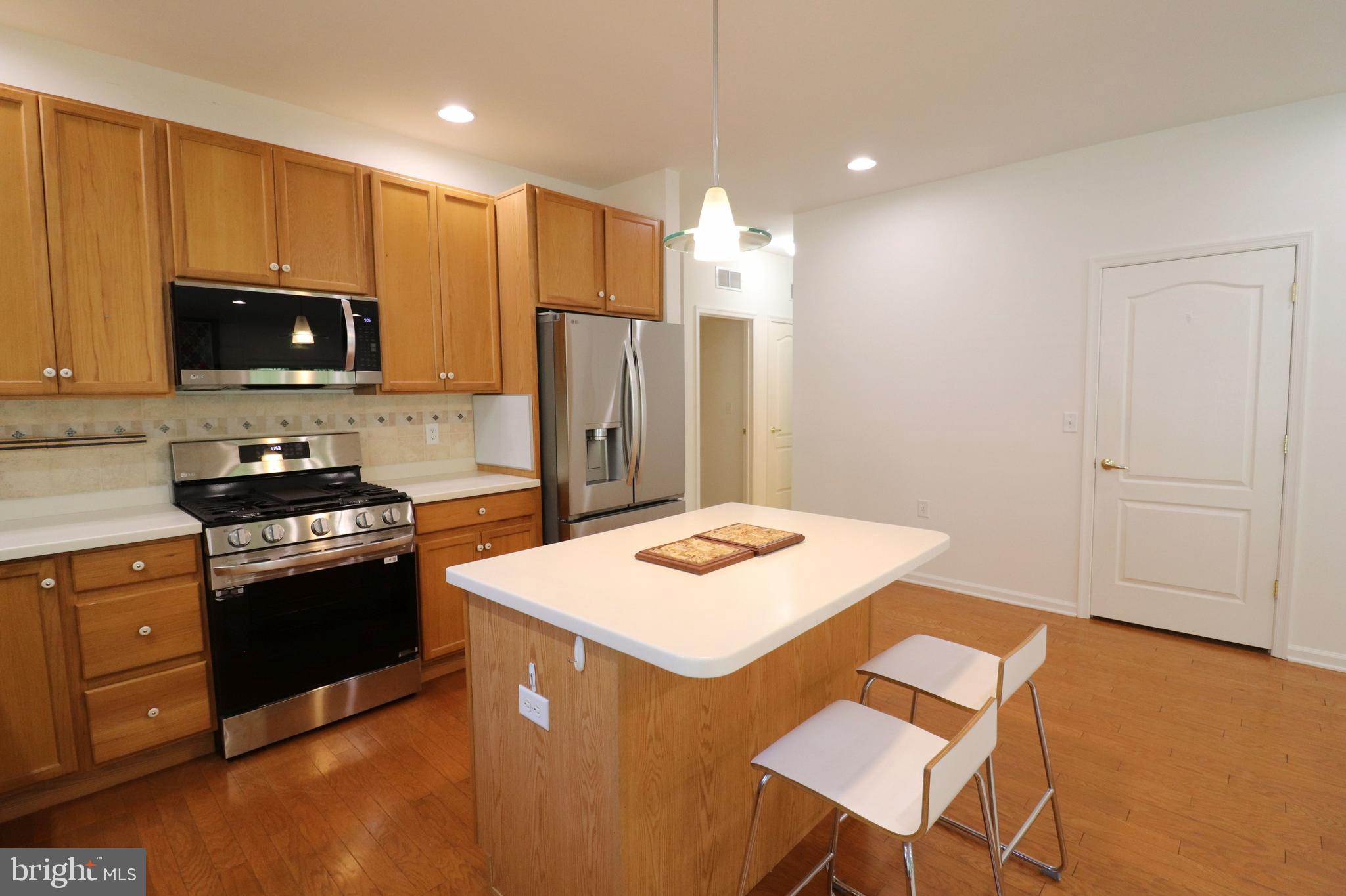 VILLAGE GRANDE AT MILLERS RUN - Residential