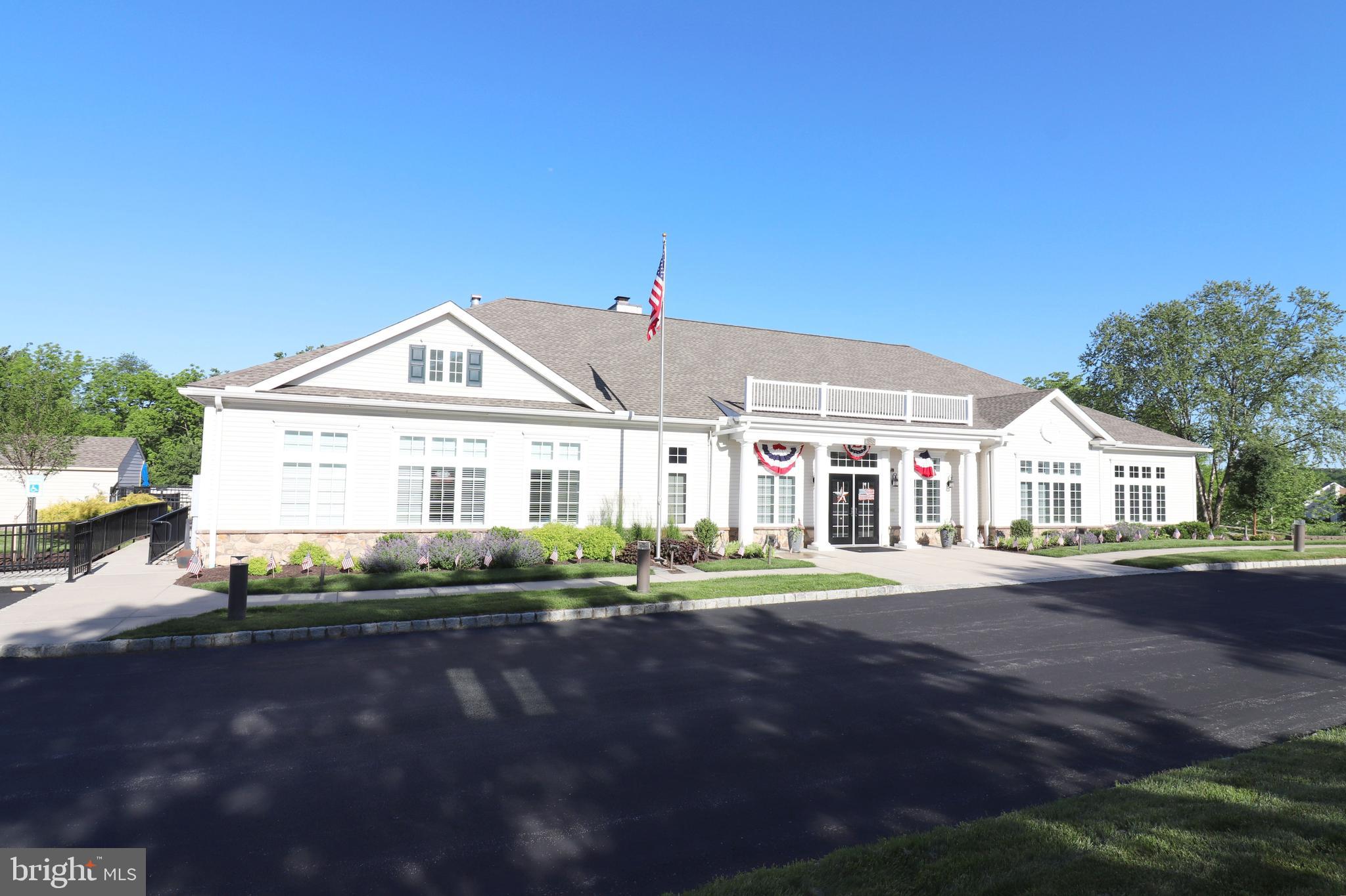 VILLAGE GRANDE AT MILLERS RUN - Residential