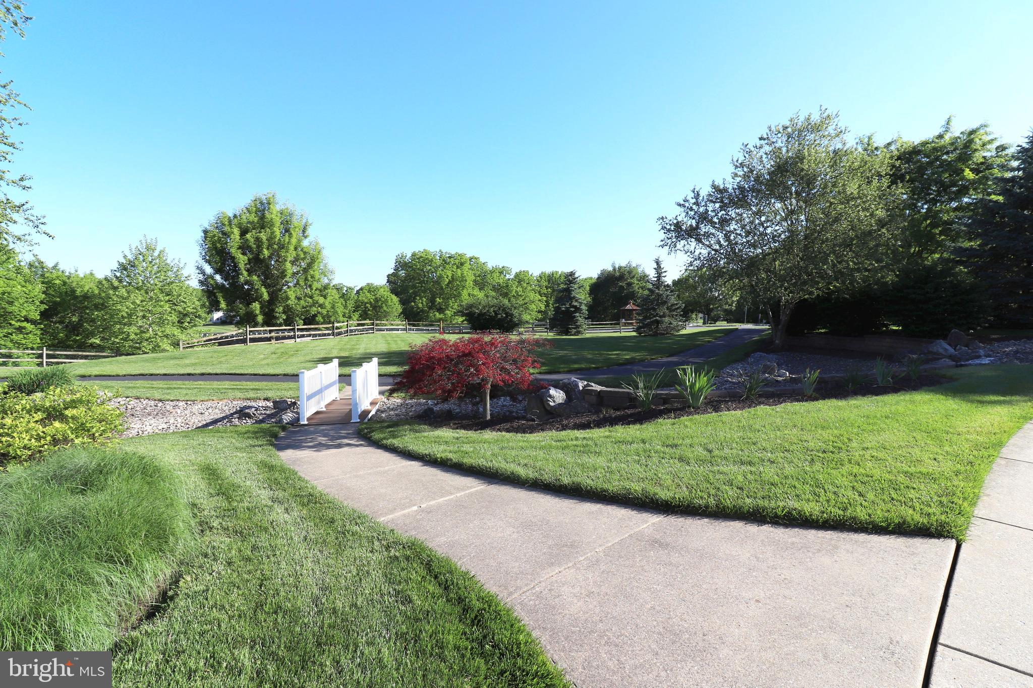 VILLAGE GRANDE AT MILLERS RUN - Residential