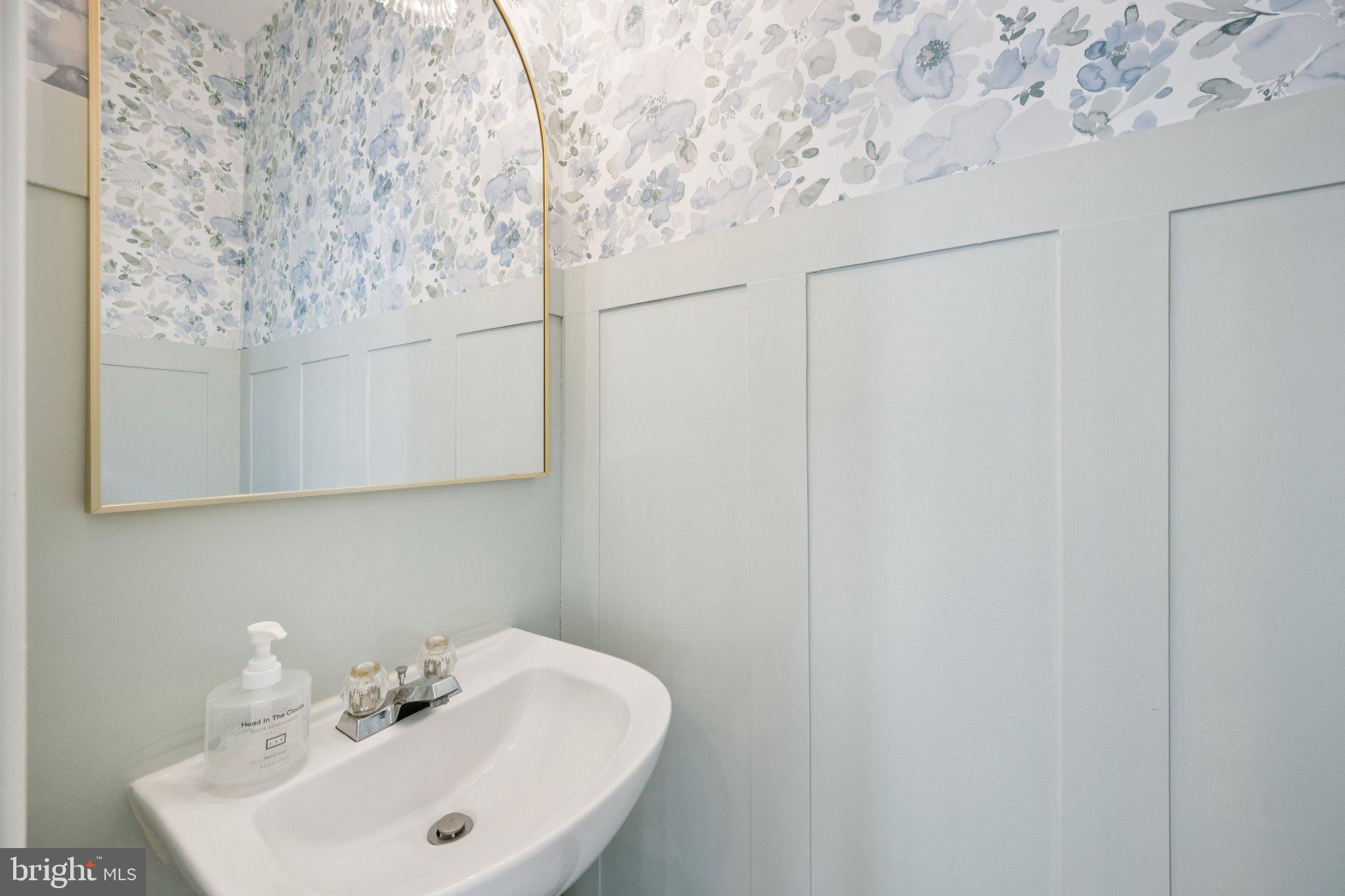 TUSCARORA KNOLLS - Residential