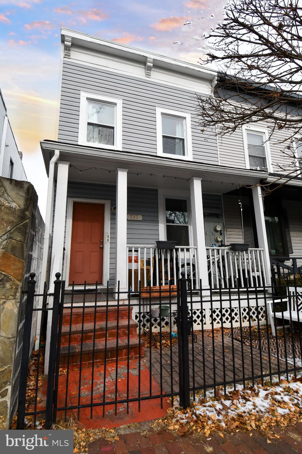 737 MORTON STREET NW