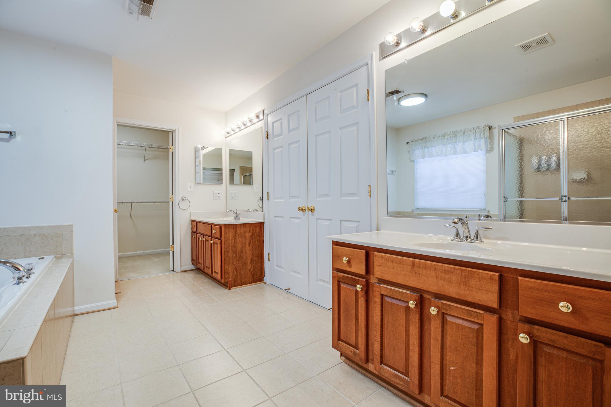 HERITAGE HILLS - Residential