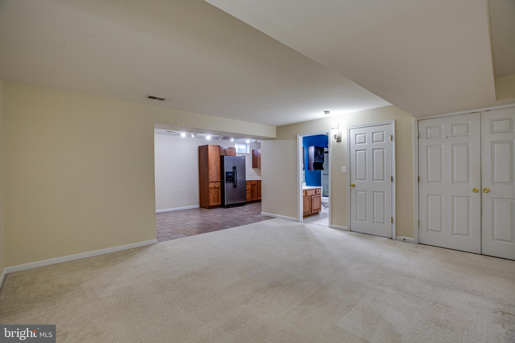 HERITAGE HILLS - Residential