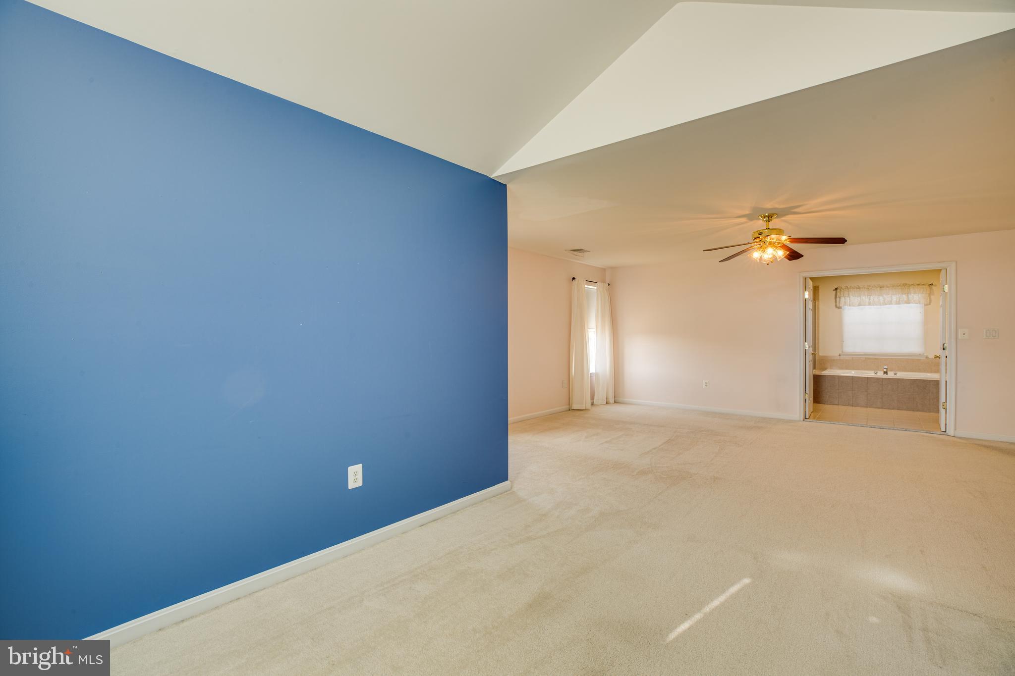 HERITAGE HILLS - Residential