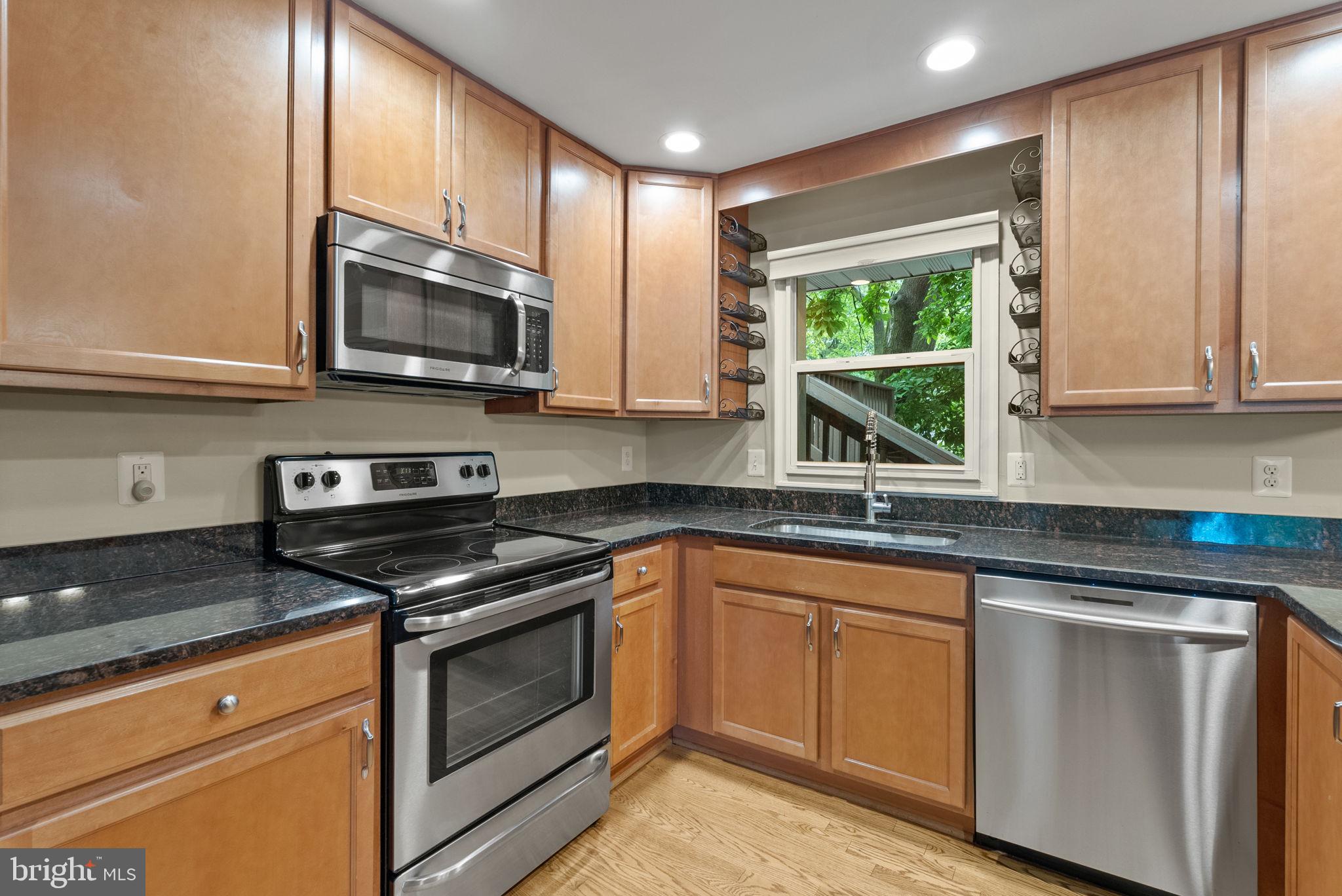 MOUNT VERNON - Residential