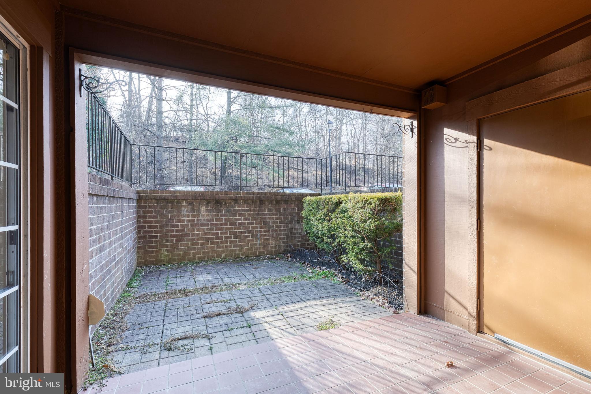 THE FALLS GARDEN - Residential