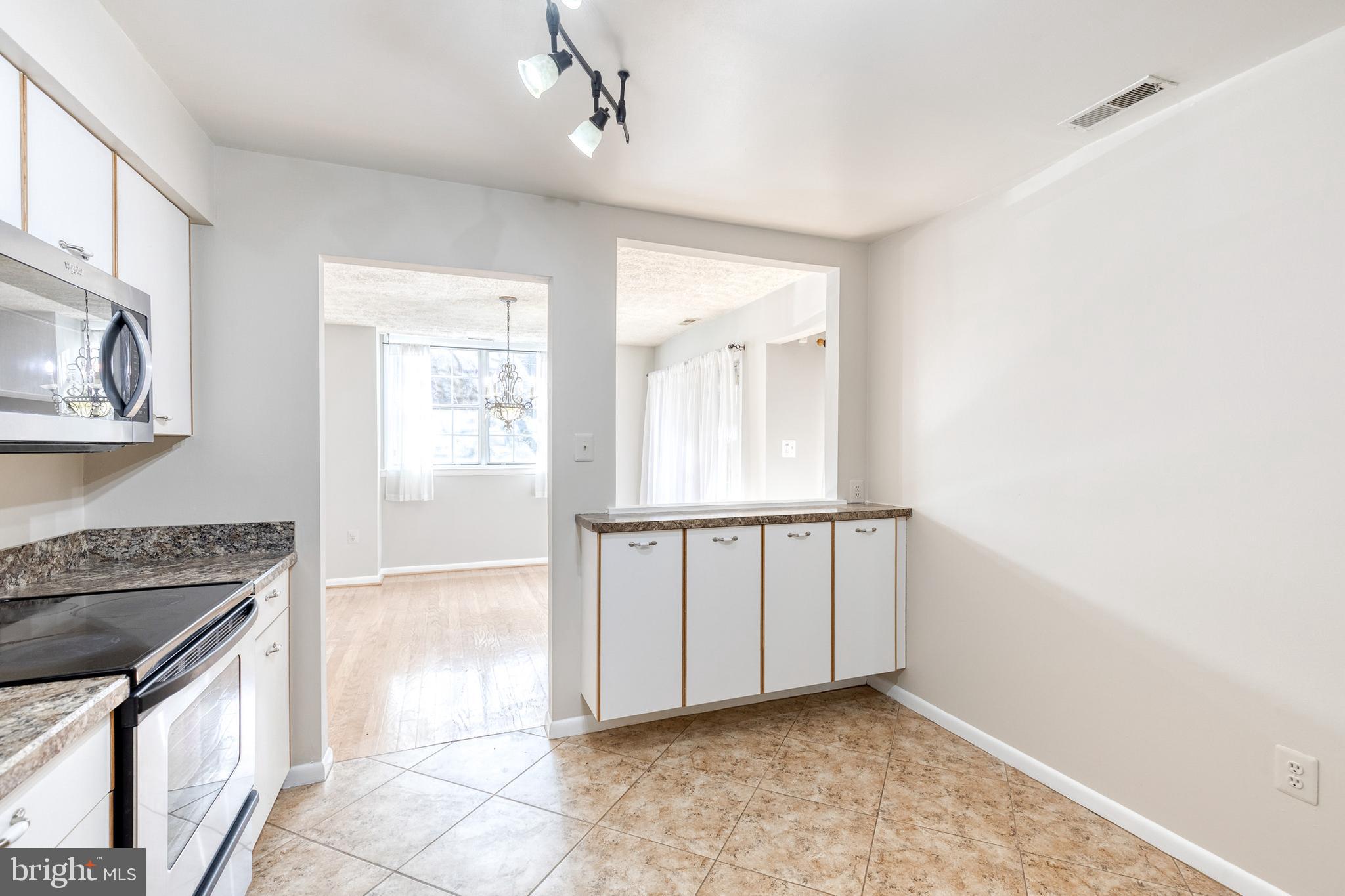 THE FALLS GARDEN - Residential