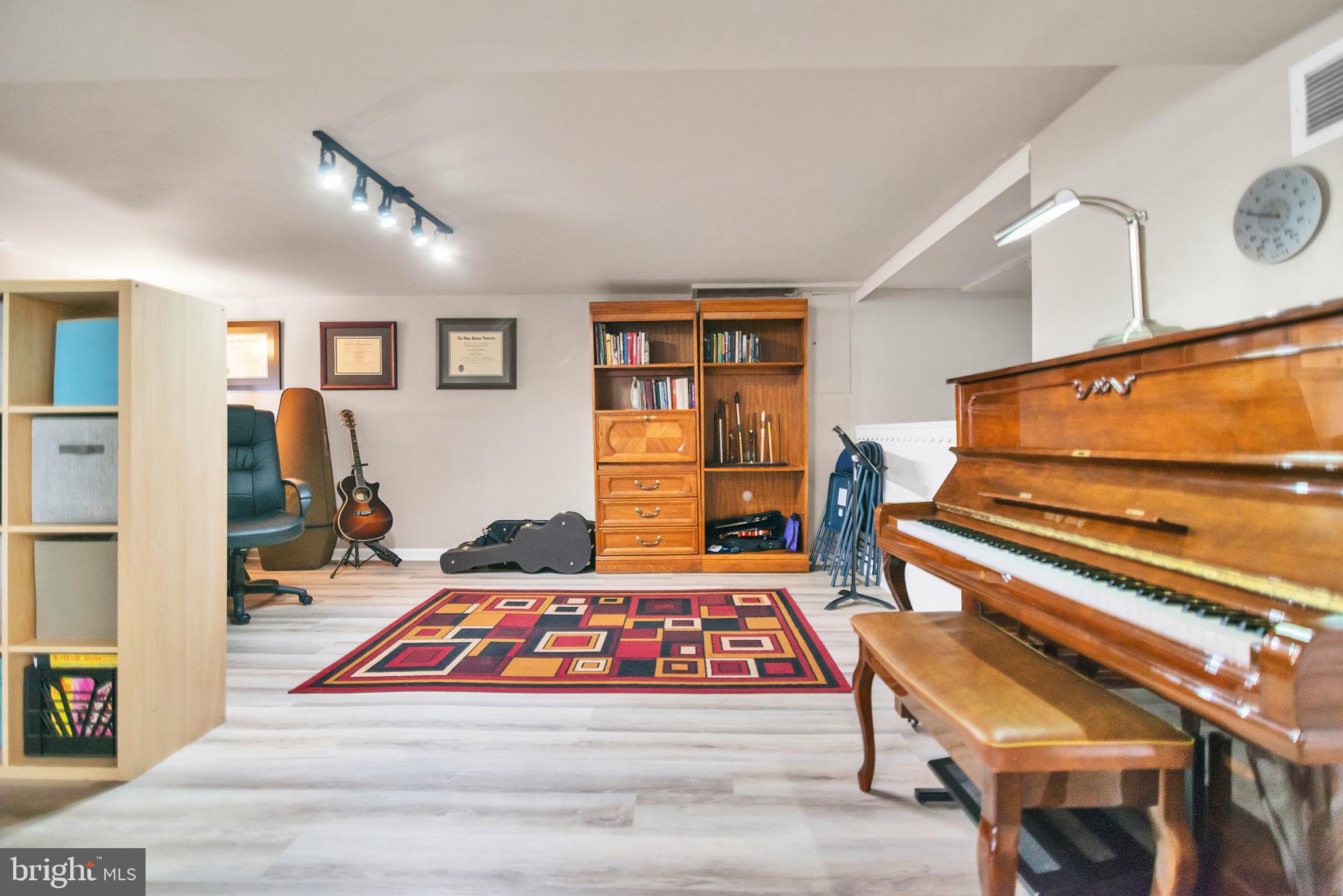 ARBOUR GREEN - Residential