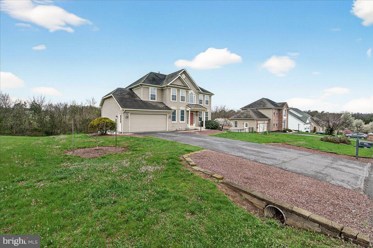 THE FAIRWAYS - Residential