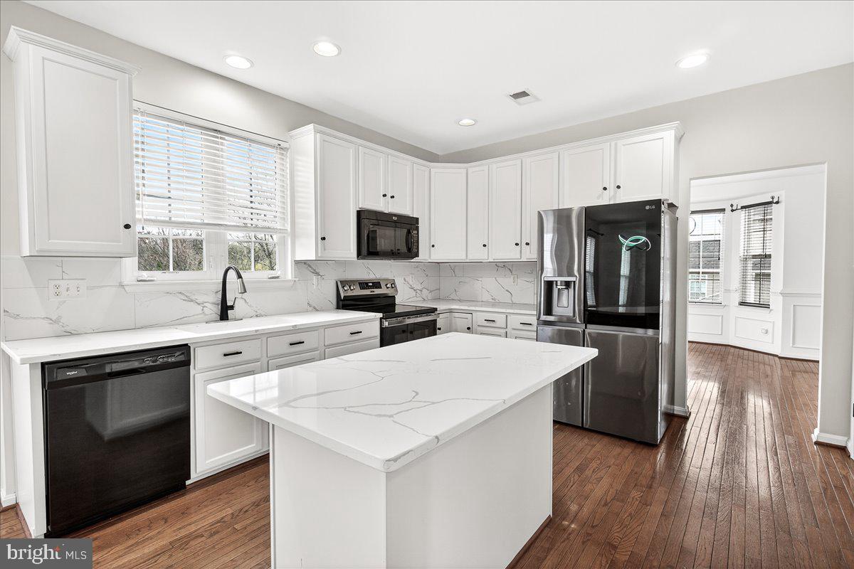 THE FAIRWAYS - Residential