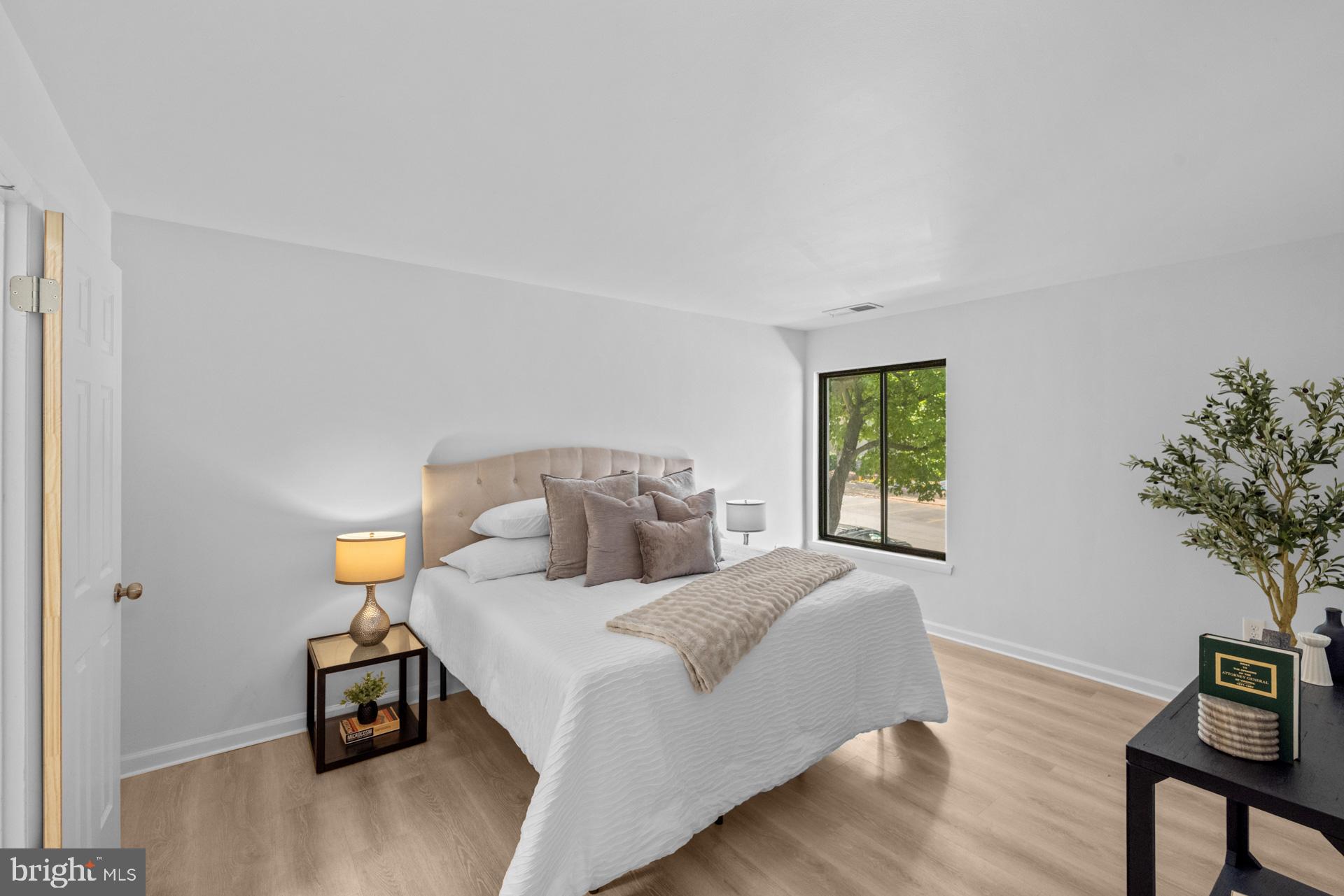 FAIRFIELD COMMONS - Residential
