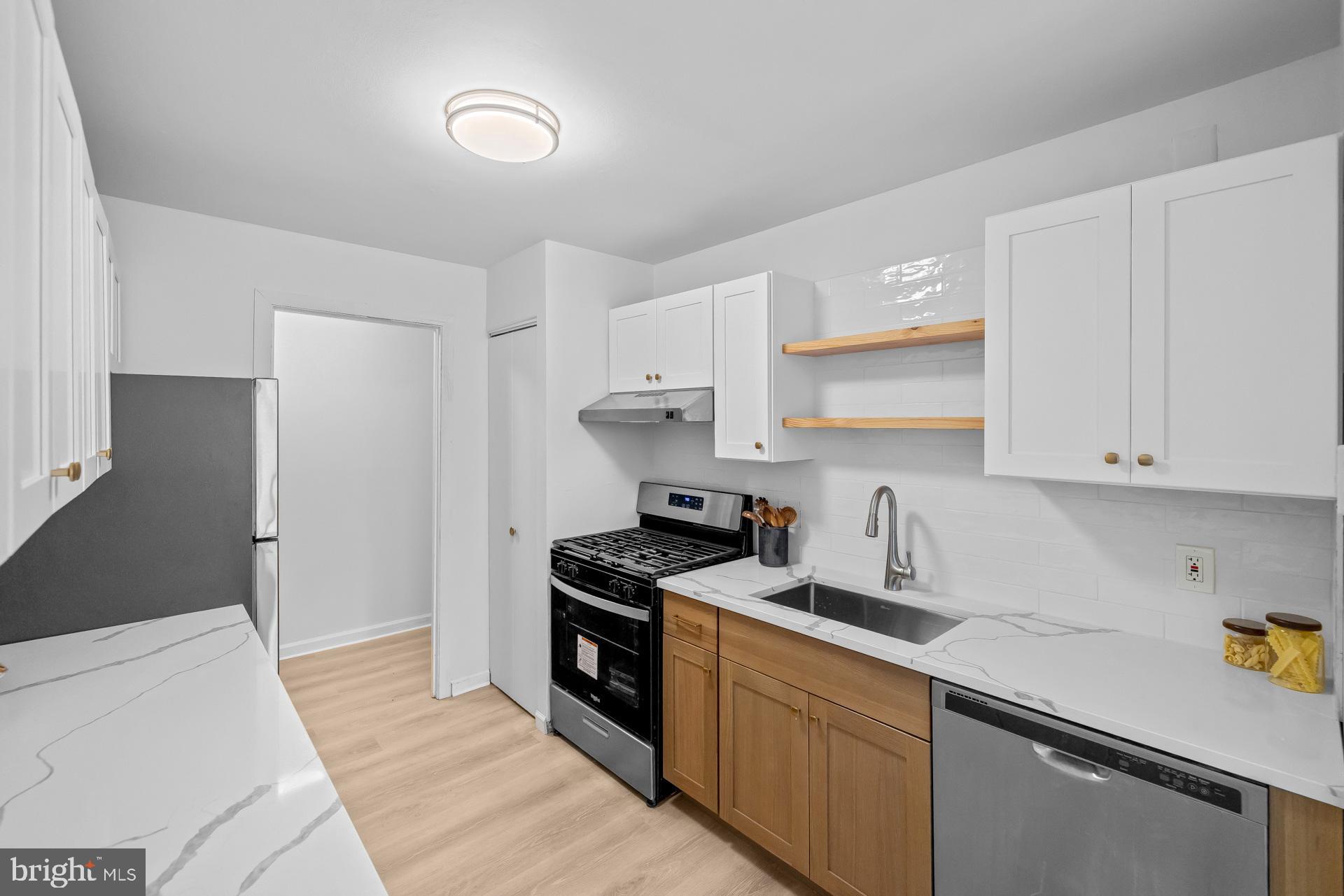 FAIRFIELD COMMONS - Residential