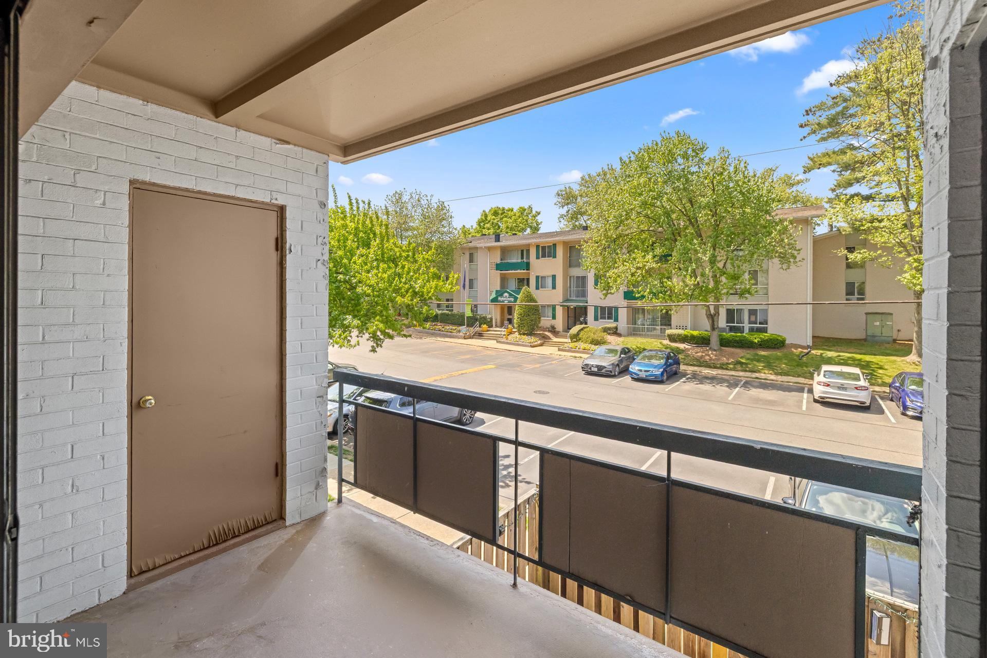 FAIRFIELD COMMONS - Residential
