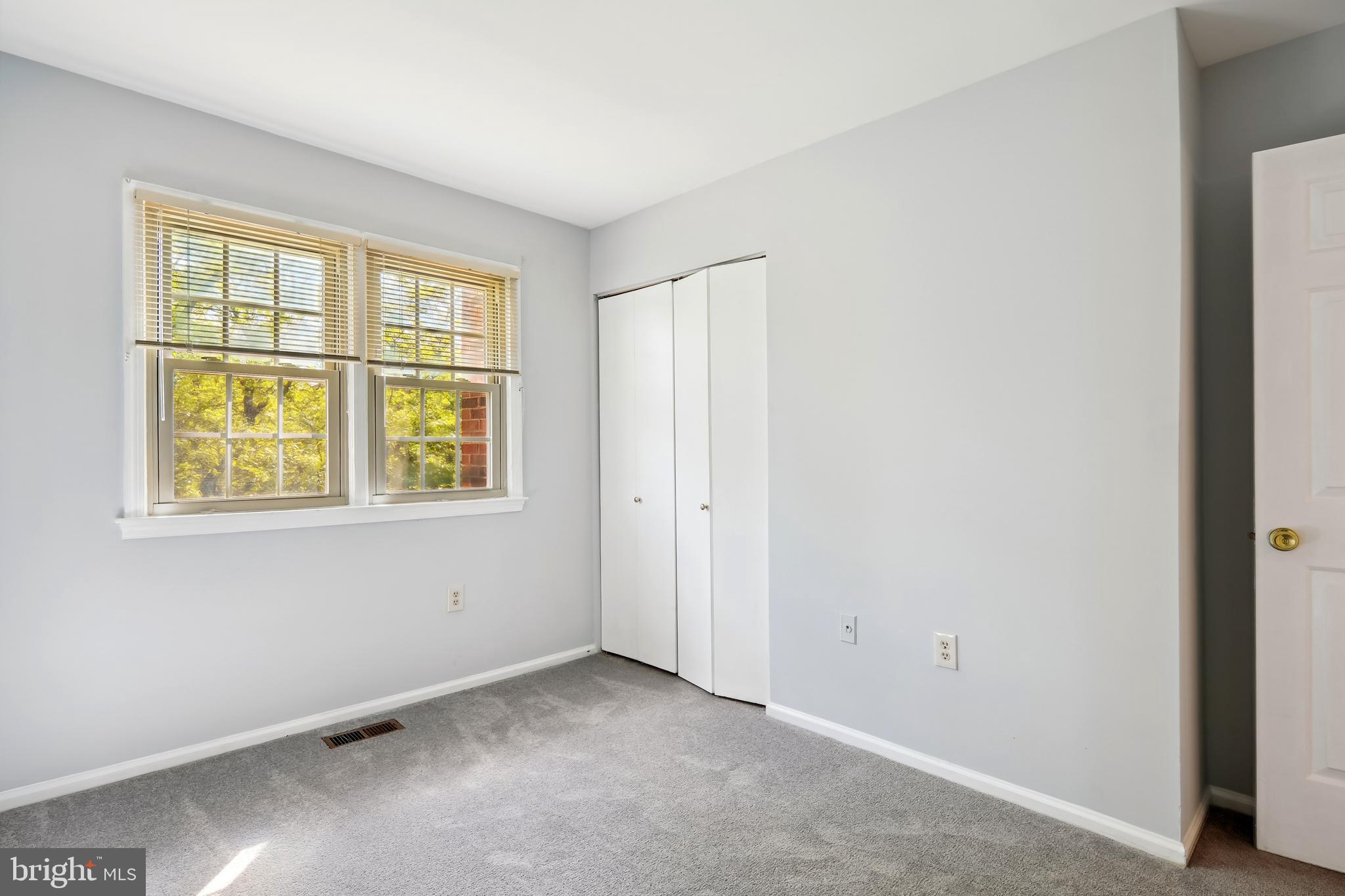 HUNTINGTON AT MT VERNON - Residential