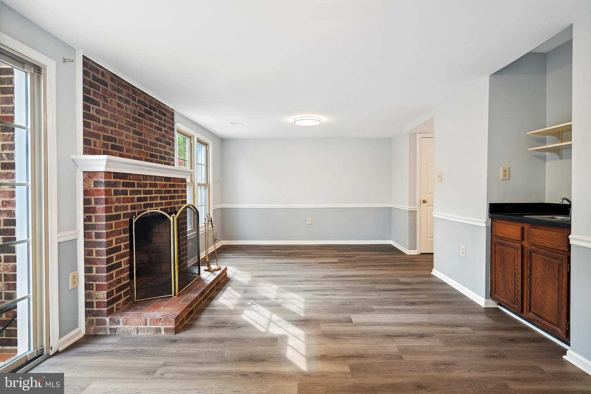 HUNTINGTON AT MT VERNON - Residential