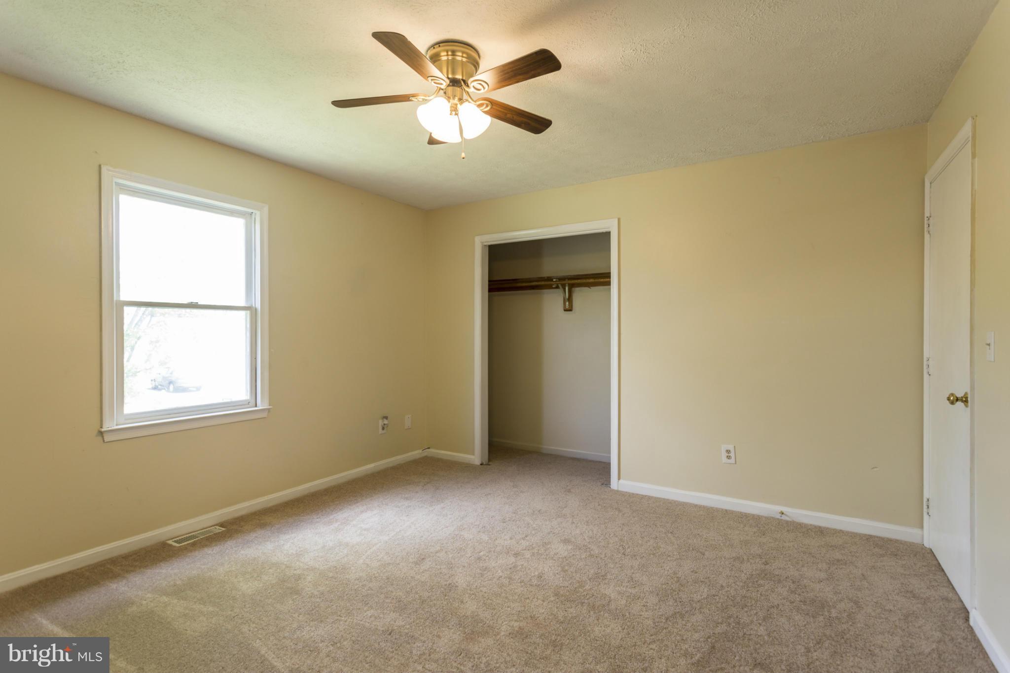 MEADOWBROOKE - Residential