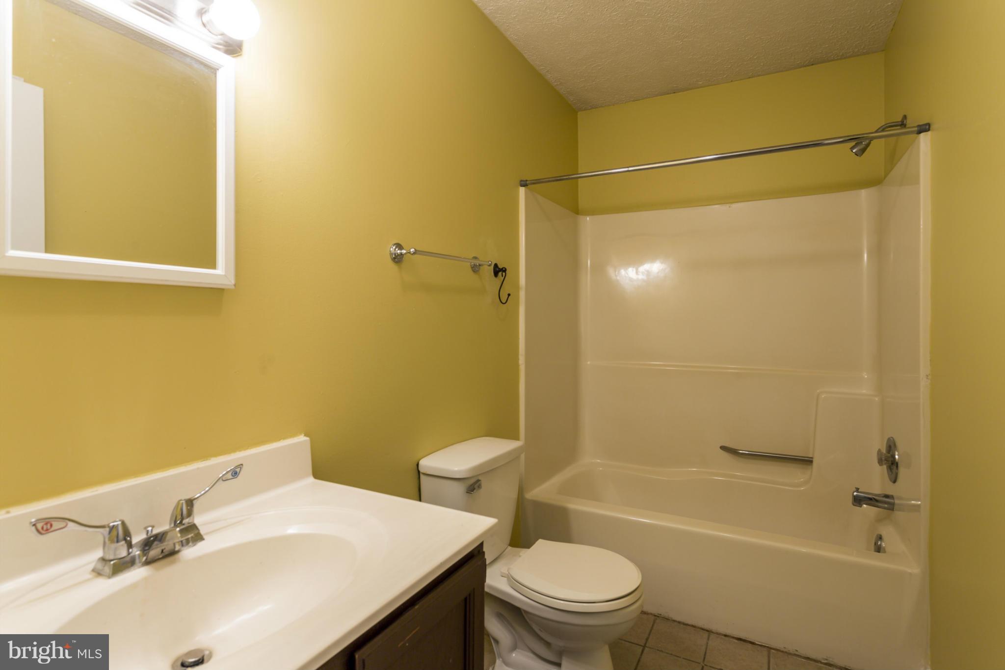 MEADOWBROOKE - Residential