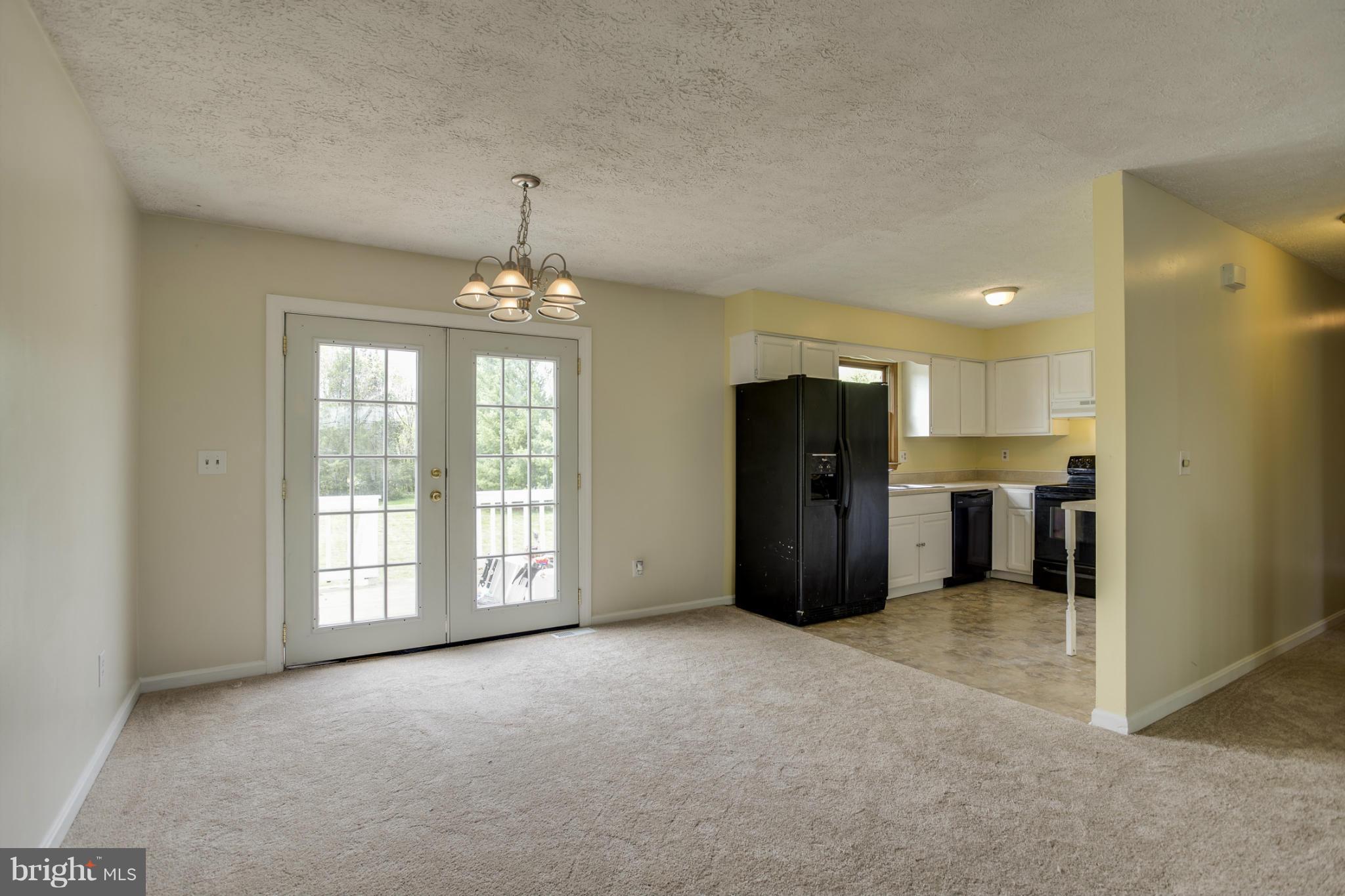 MEADOWBROOKE - Residential