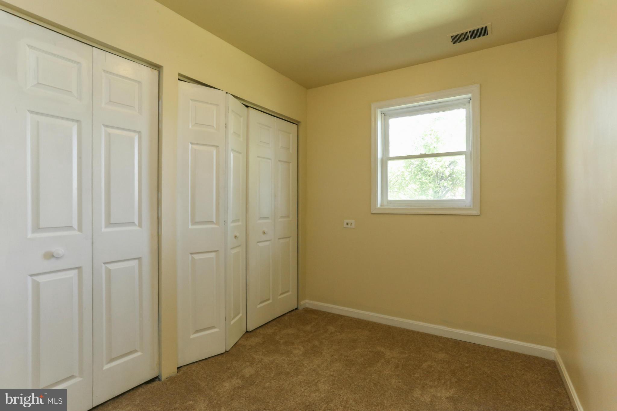 MEADOWBROOKE - Residential