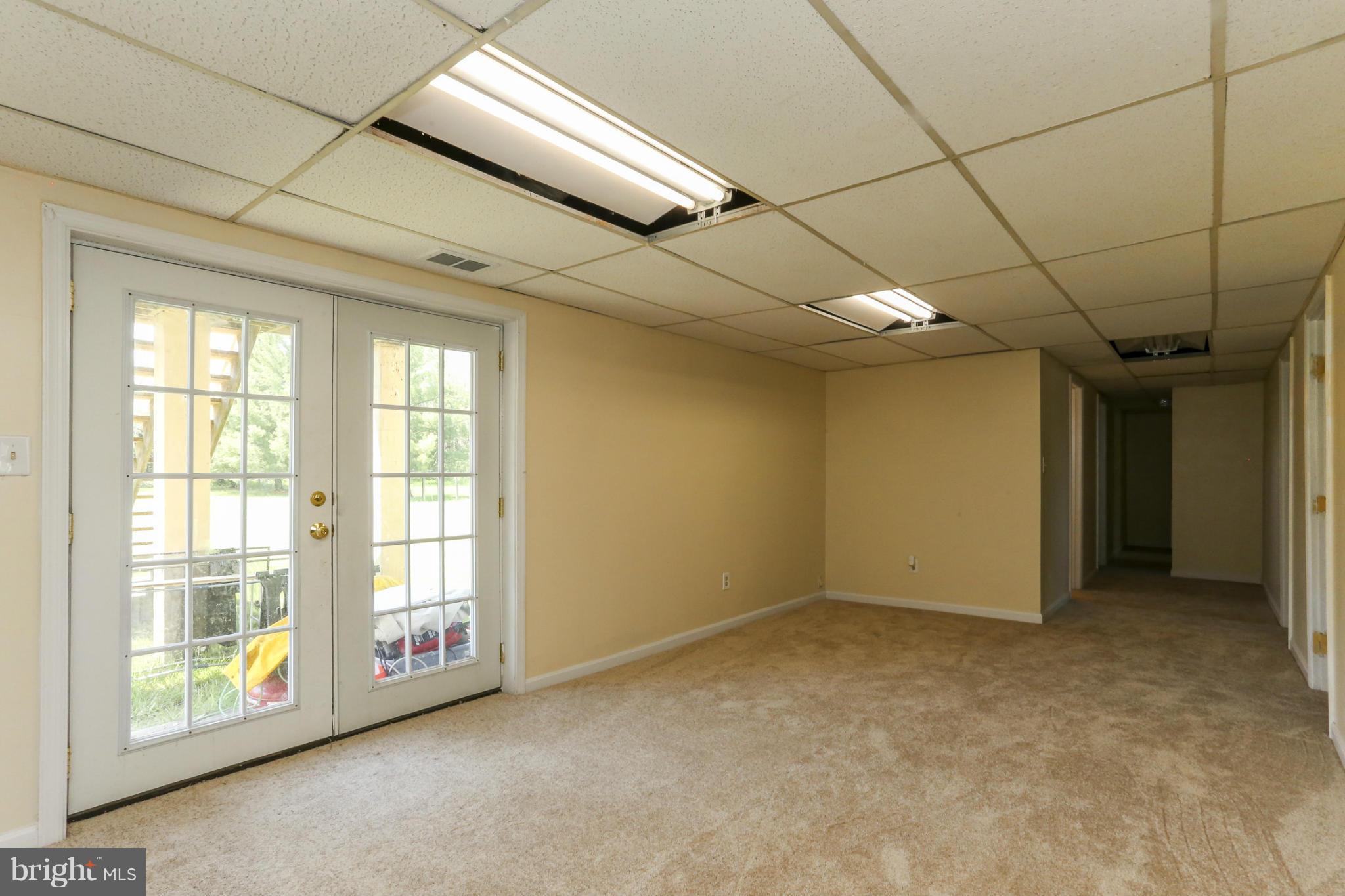 MEADOWBROOKE - Residential